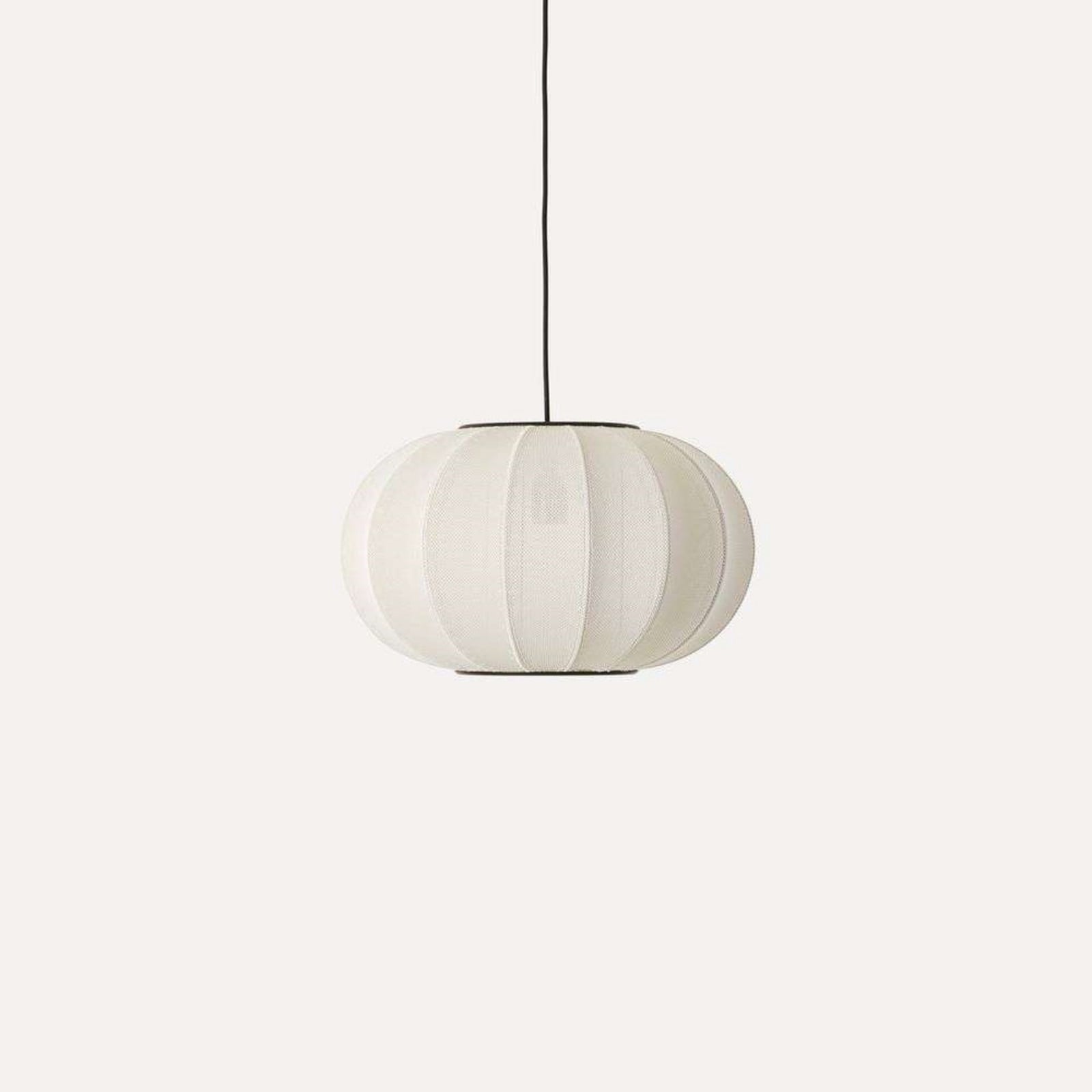 Knit-Wit 45 Oval Pendel Pearl White Made By Hand - Soveværelse - Aluminium