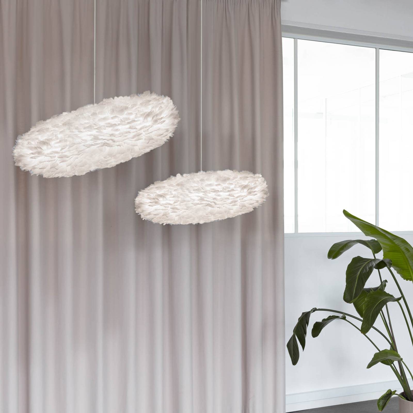 UMAGE Eos Esther Medium lampa wisząca, biały/biały