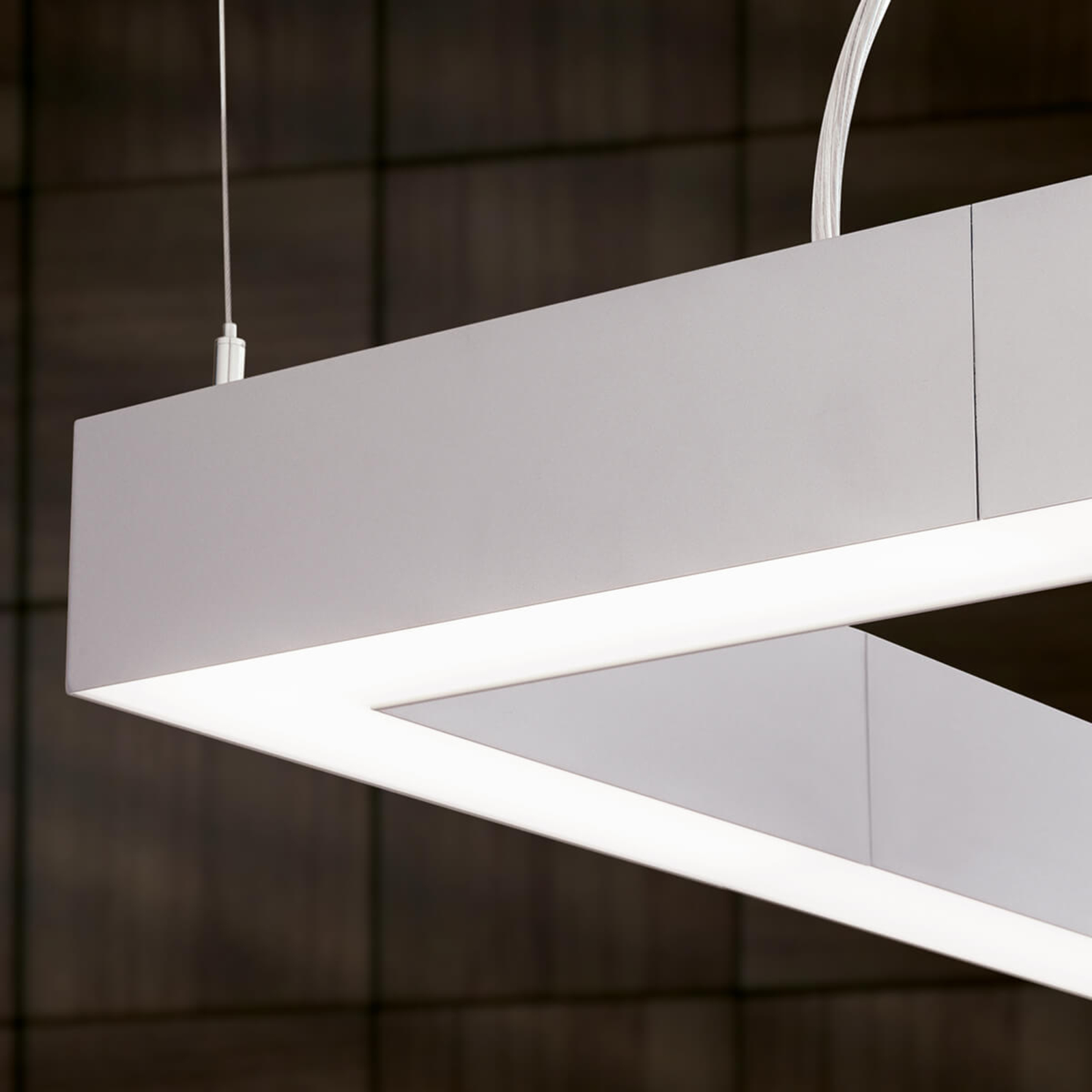 LED-Deckenleuchte Sando mit Aufhängeset