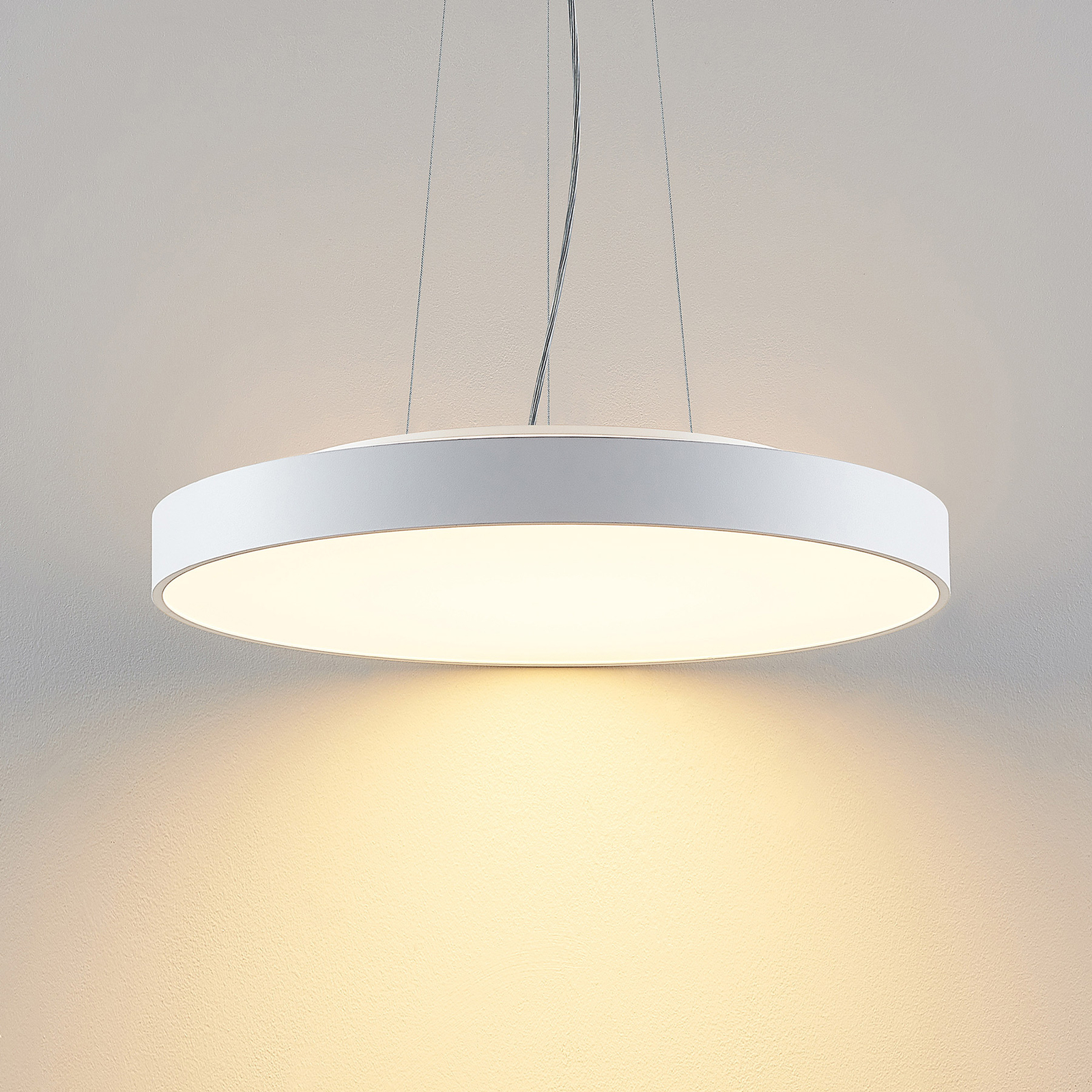 Arcchio Vanida LED-hengelampe, hvit, 60 cm