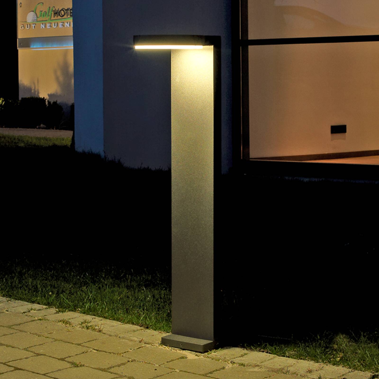 Tamar aluminium LED-gadelampe i antracit