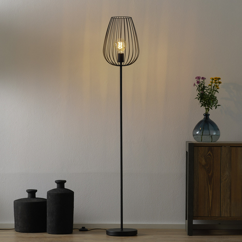 Vintagelooken som alle vil ha - gulvlampe Newtown