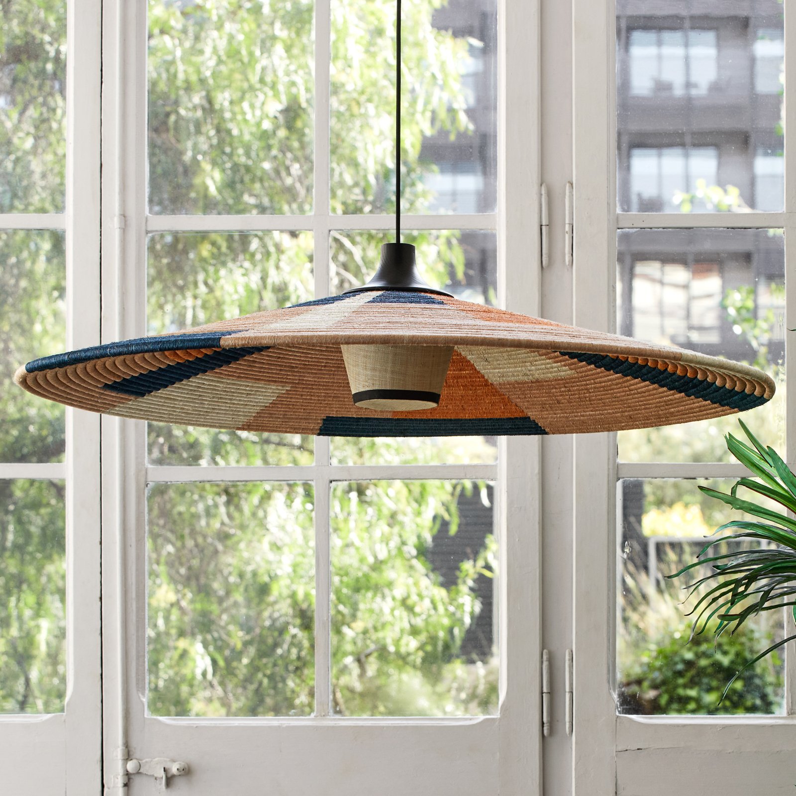 Forestier Parrot závesná lampa XL, pieskovej farby