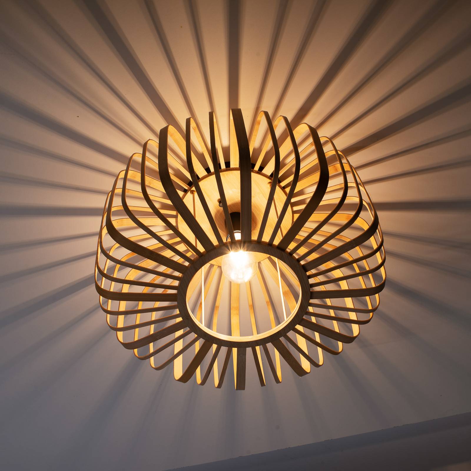 Zdjęcia - Żyrandol / lampa JUST LIGHT. Lampa sufitowa Racoon wykonana z drewna, grube rozpórki, Ø 52c 