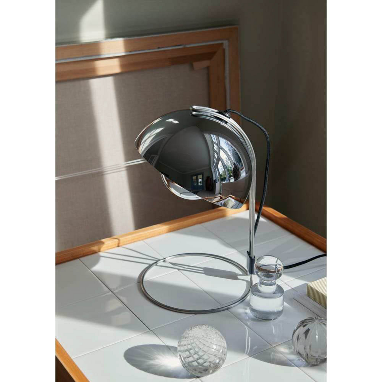 Flowerpot VP4 Table Lamp Chrome-Plated - &Tradition