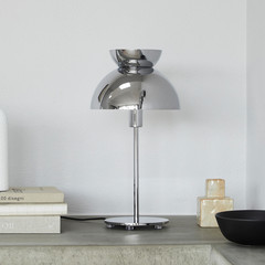 FRANDSEN Lampada da tavolo Butterfly, interruttore, colore cromo