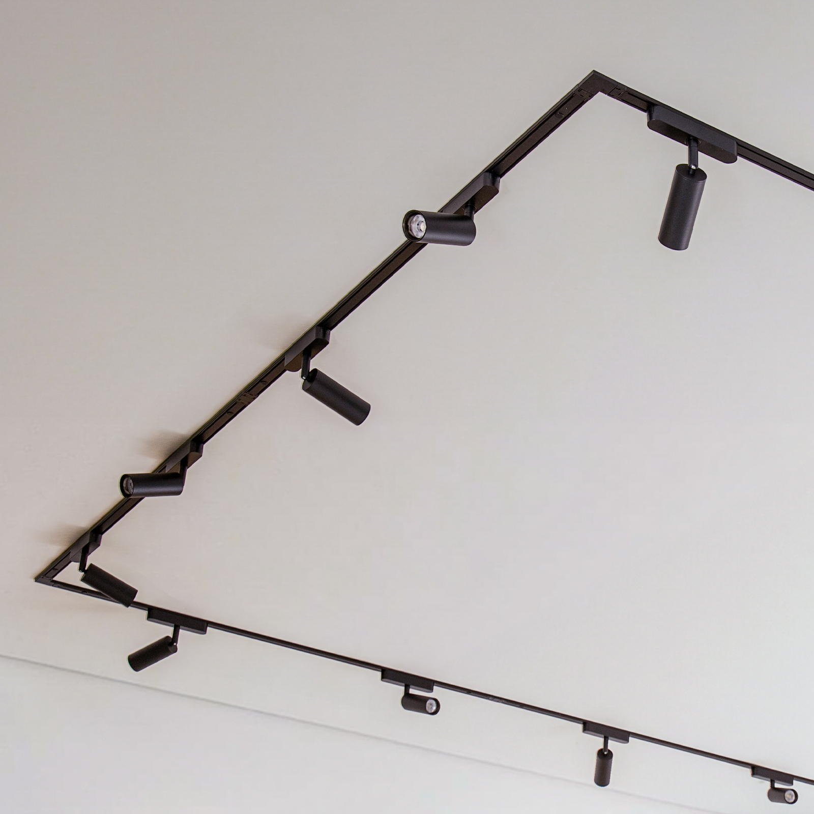 Schienensystem 48V Lumaro Spots 16-flg. schwarz Ø4cm dimmbar