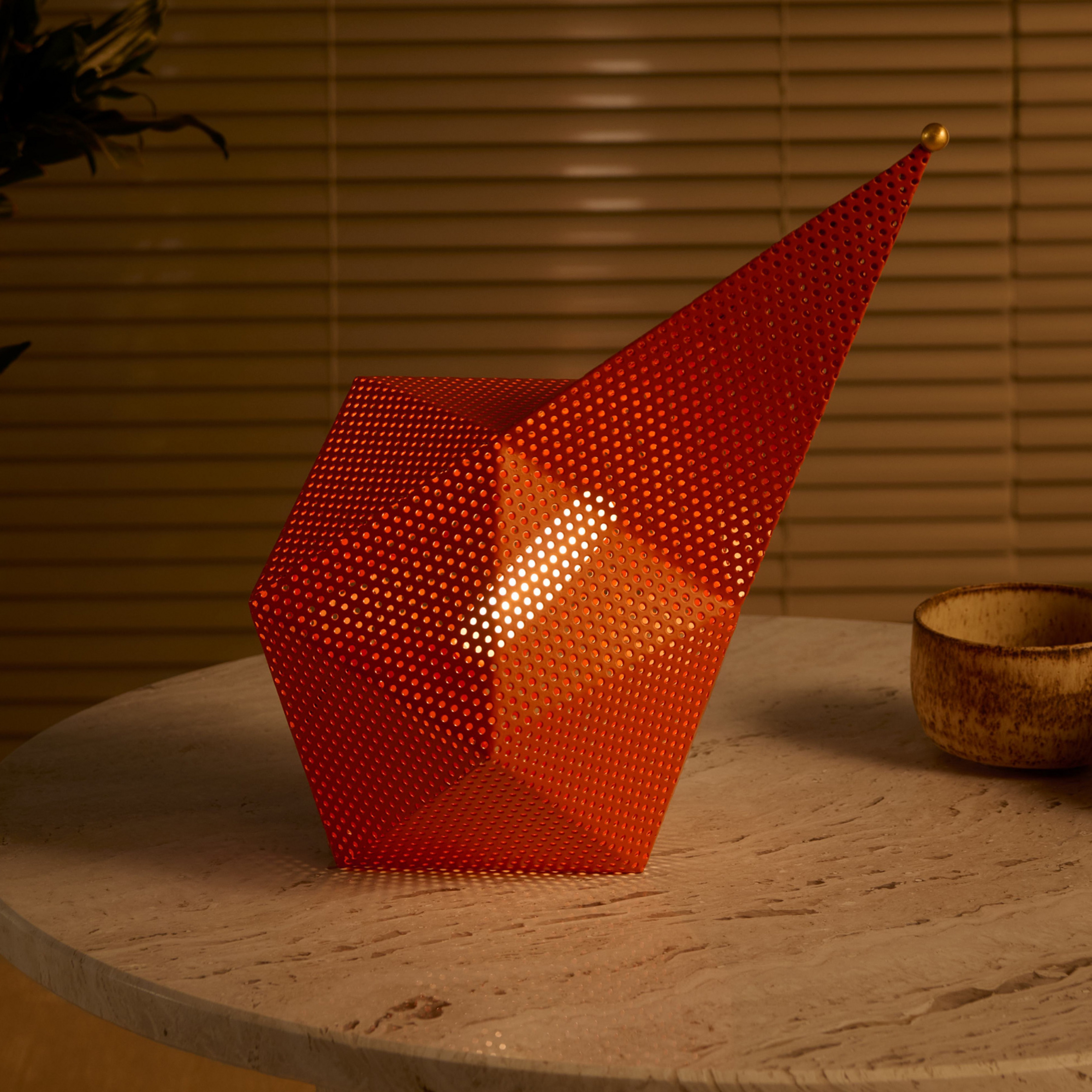 Gubi lampe à poser rechargeable LED Bagdad, orange, hauteur 36 cm, acier