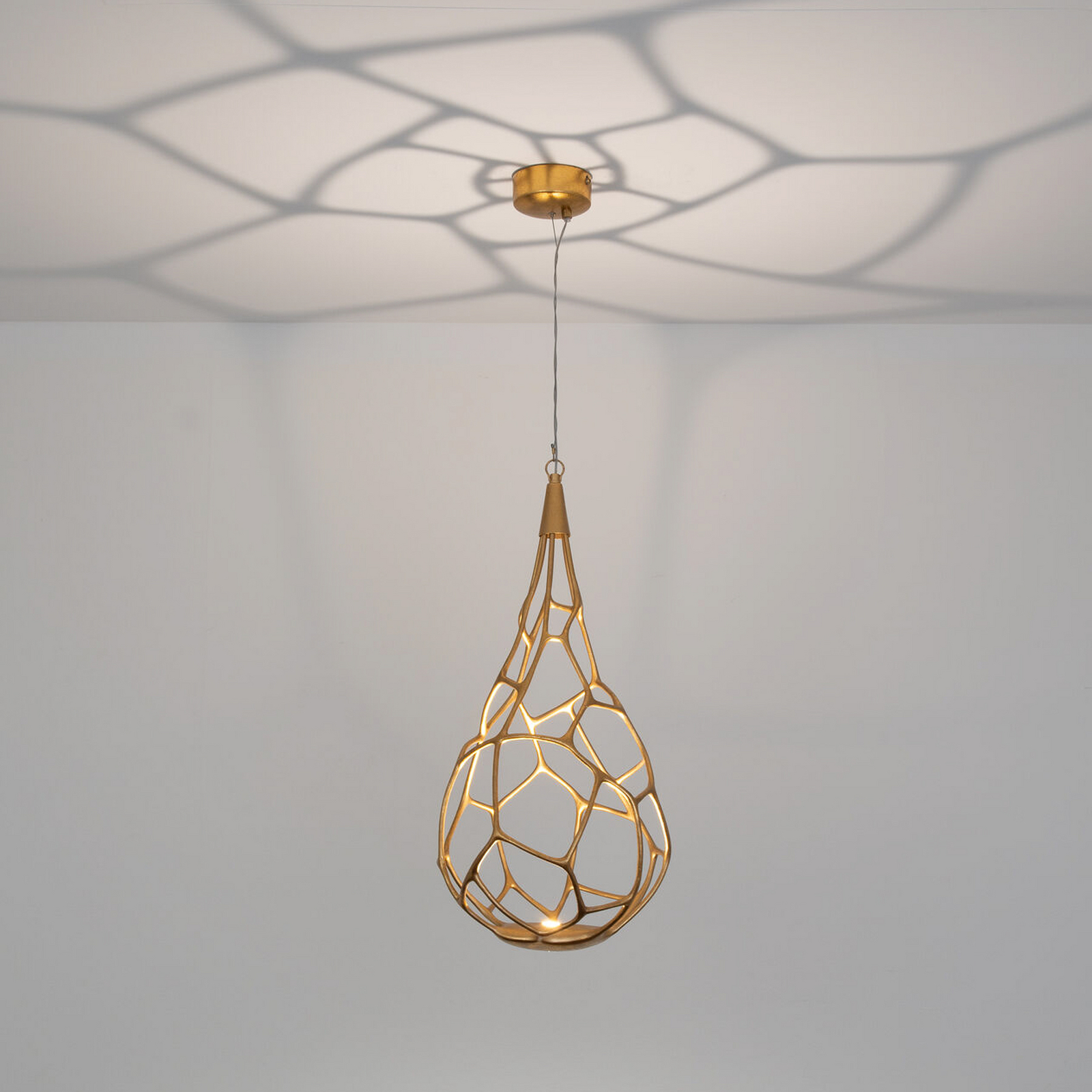 LED hanglamp GOCILUME, goudkleurig, Ø 30 cm, metaal, dimbaar