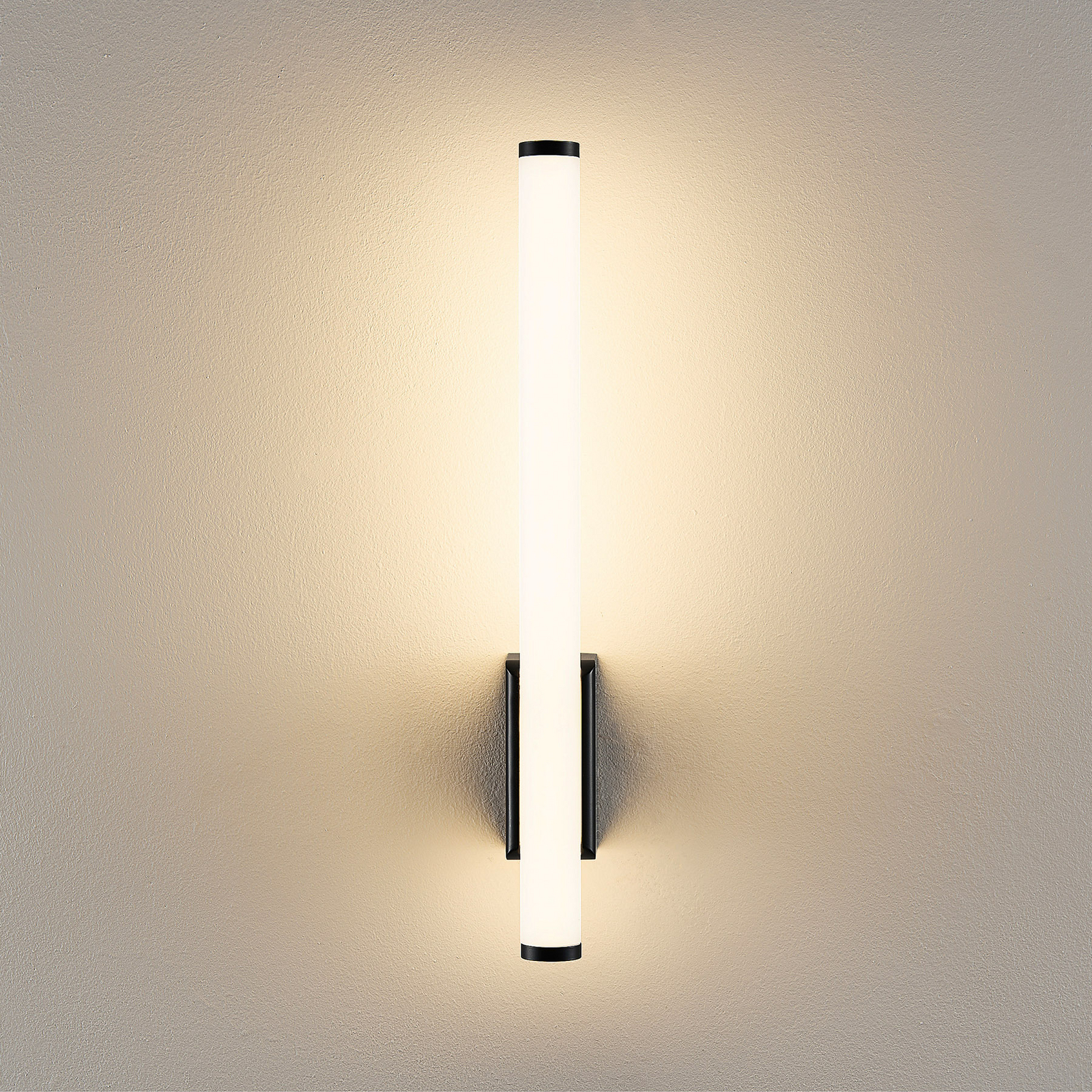 Kinkiet LED VINA UP S, czarny, wysokość 40 cm, IP44, CCT Kinkiet LED VINA UP S, czarny, wysokość 40 cm, IP44, CCT