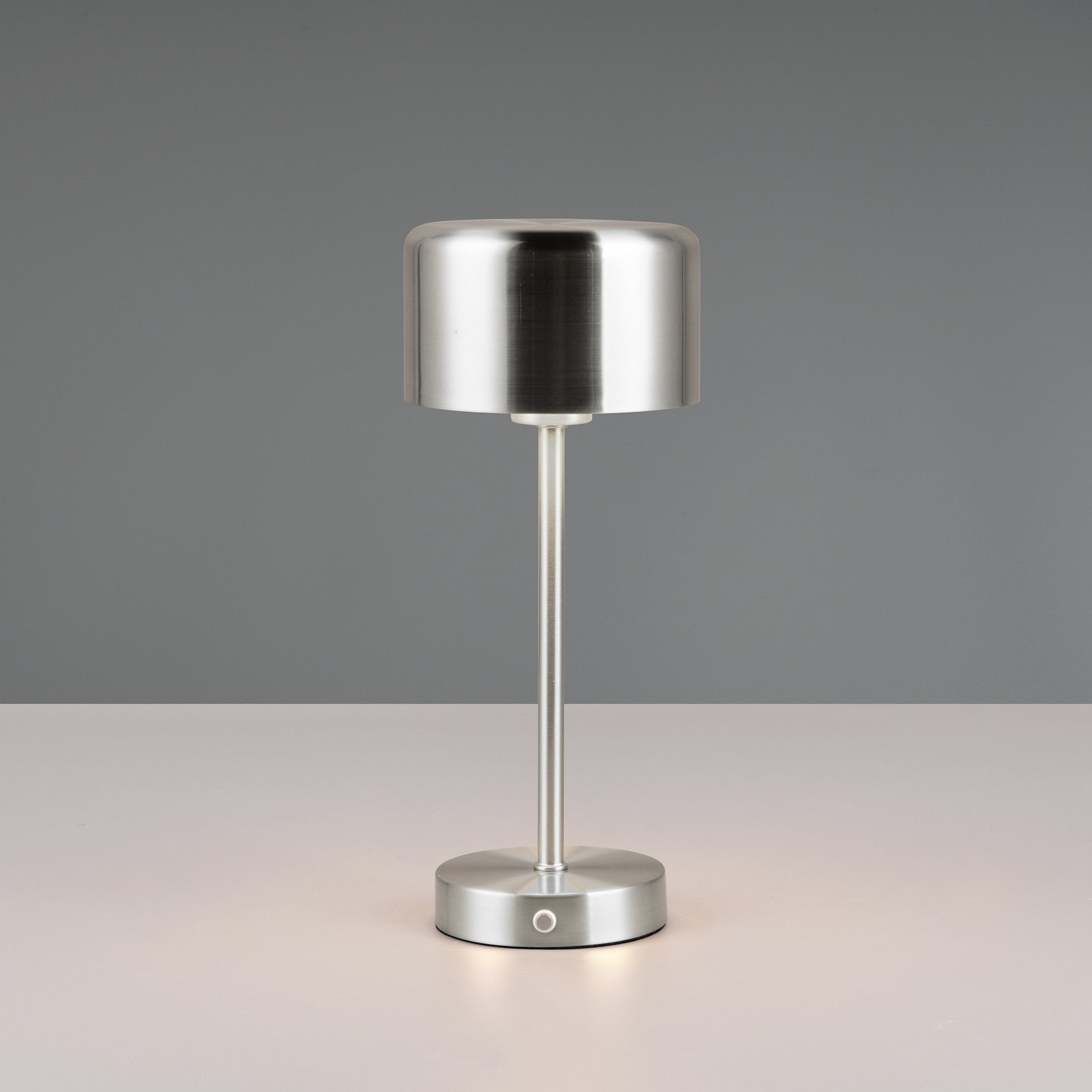 Jeff LED ladattava pöytävalaisin, nikkelin värinen, korkeus 30 cm, metallia