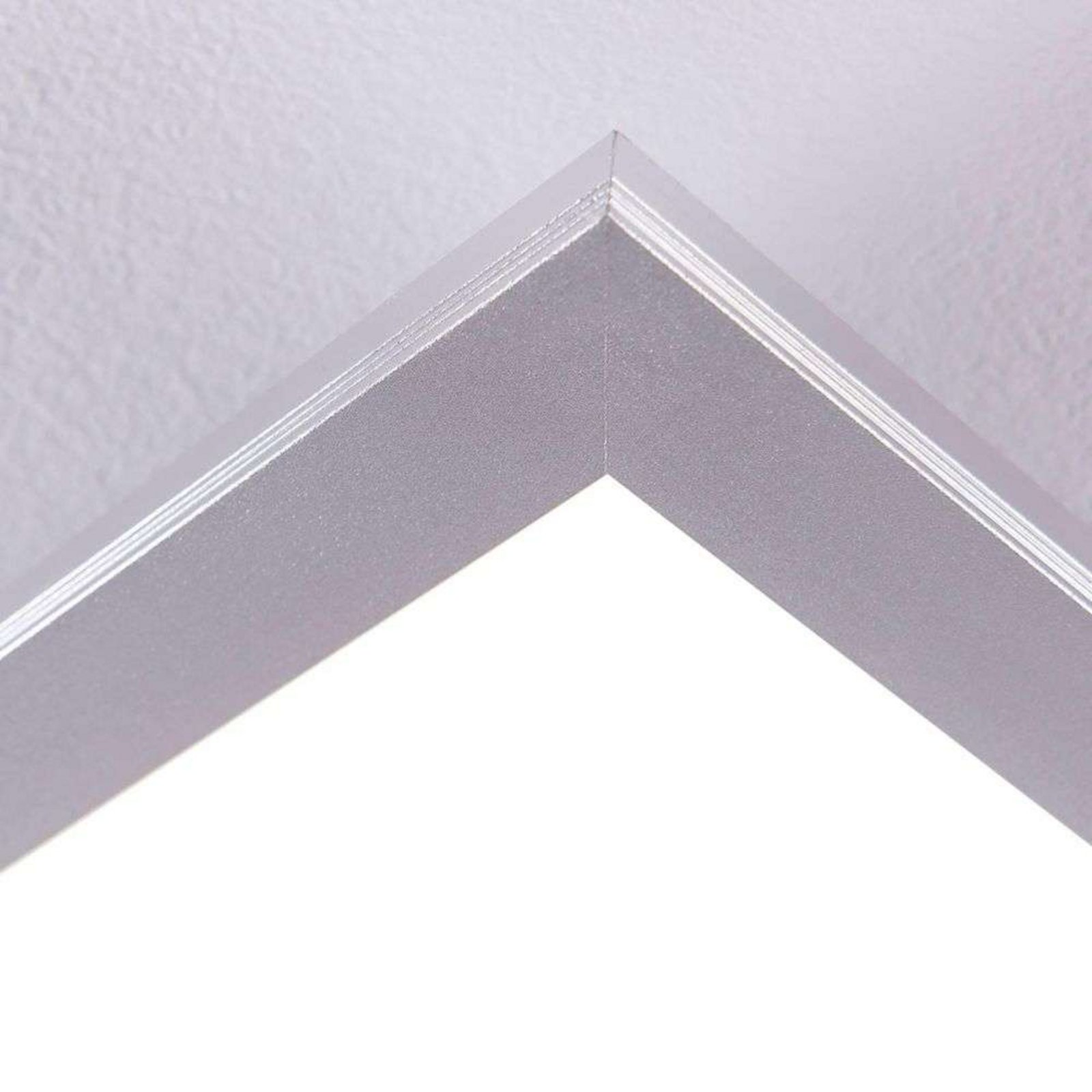 Livel LED Kattovalaisin 4.000K 120x30 White/Silver - Lindby