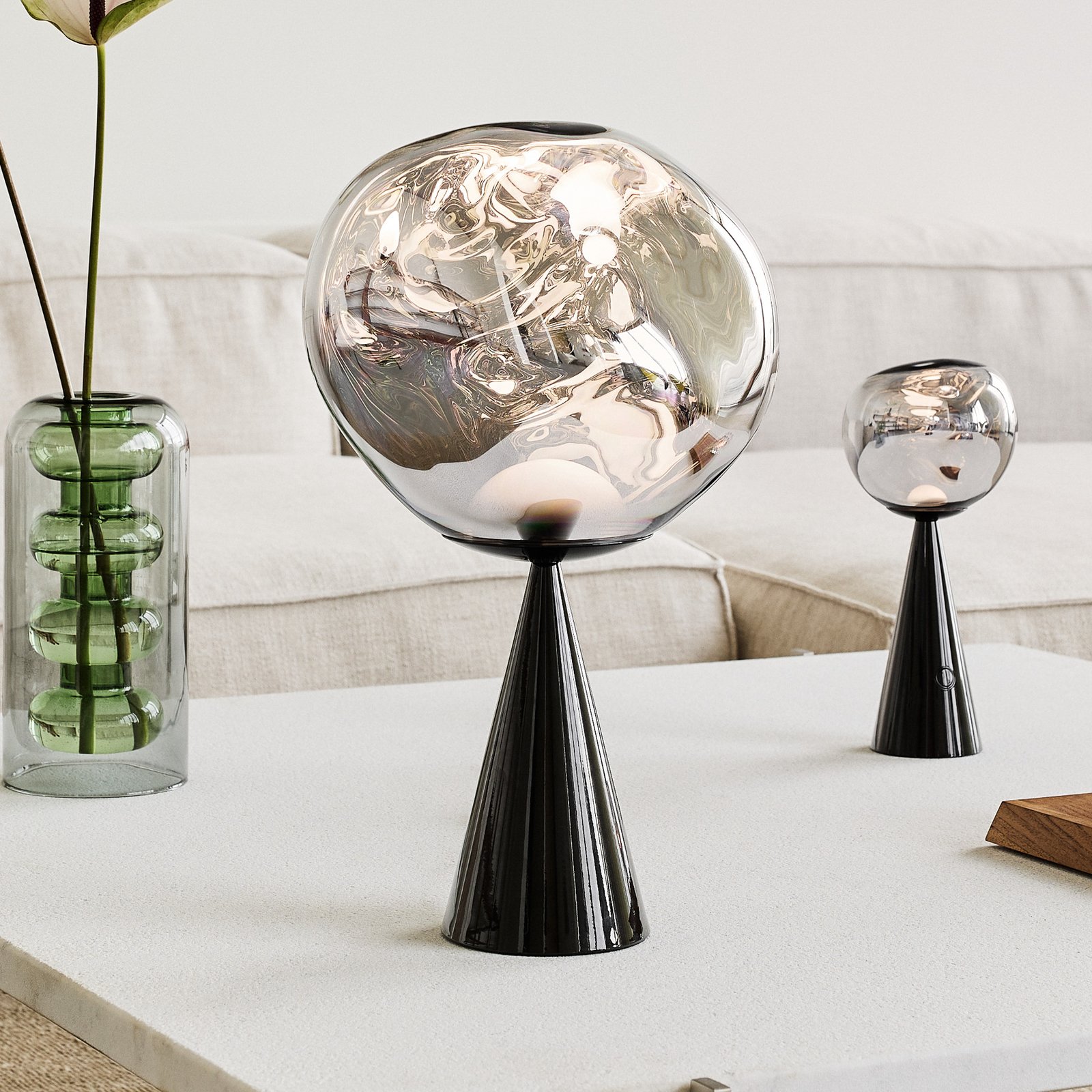 Tom Dixon LED stolní lampa Melt Cone Fat, chromová, 47 cm