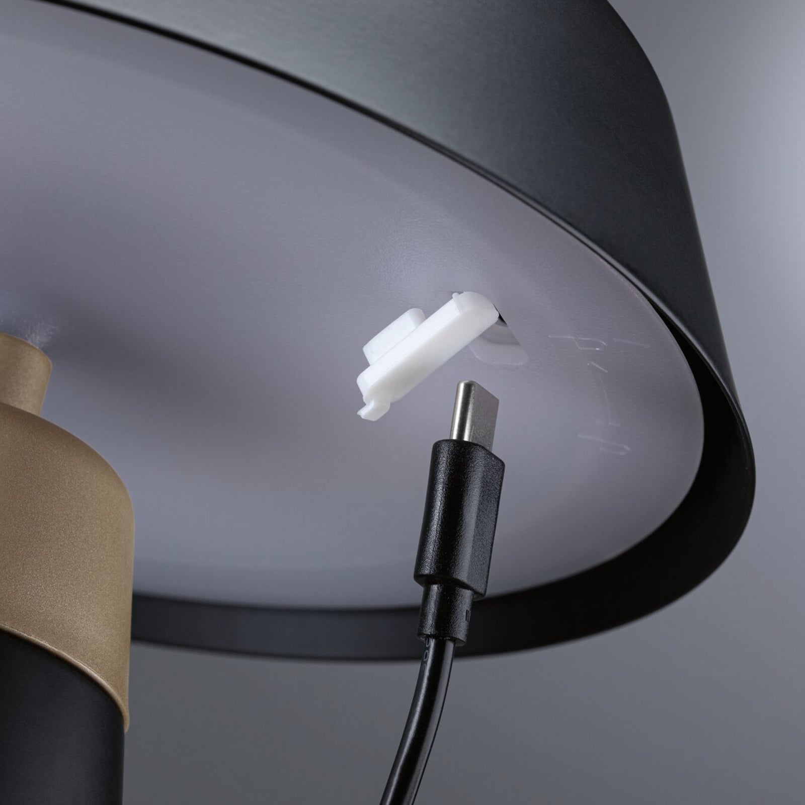 Candeeiro de mesa LED recarregável Paulmann Lirox, preto/bege, 20 cm, IP44