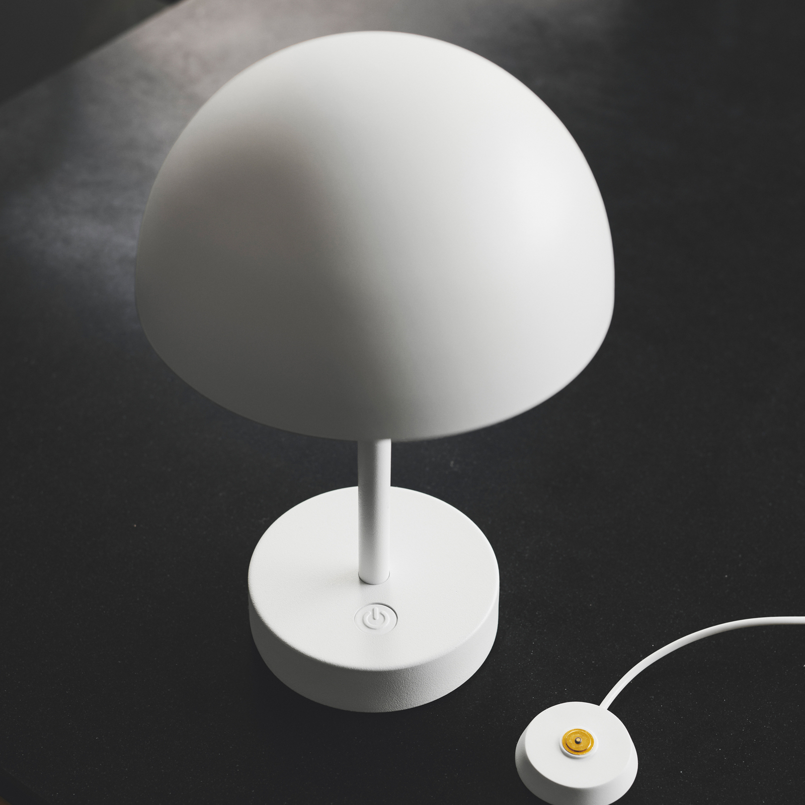 Ellen To-Go LED baterijska stolna lampa, aluminij, bijela