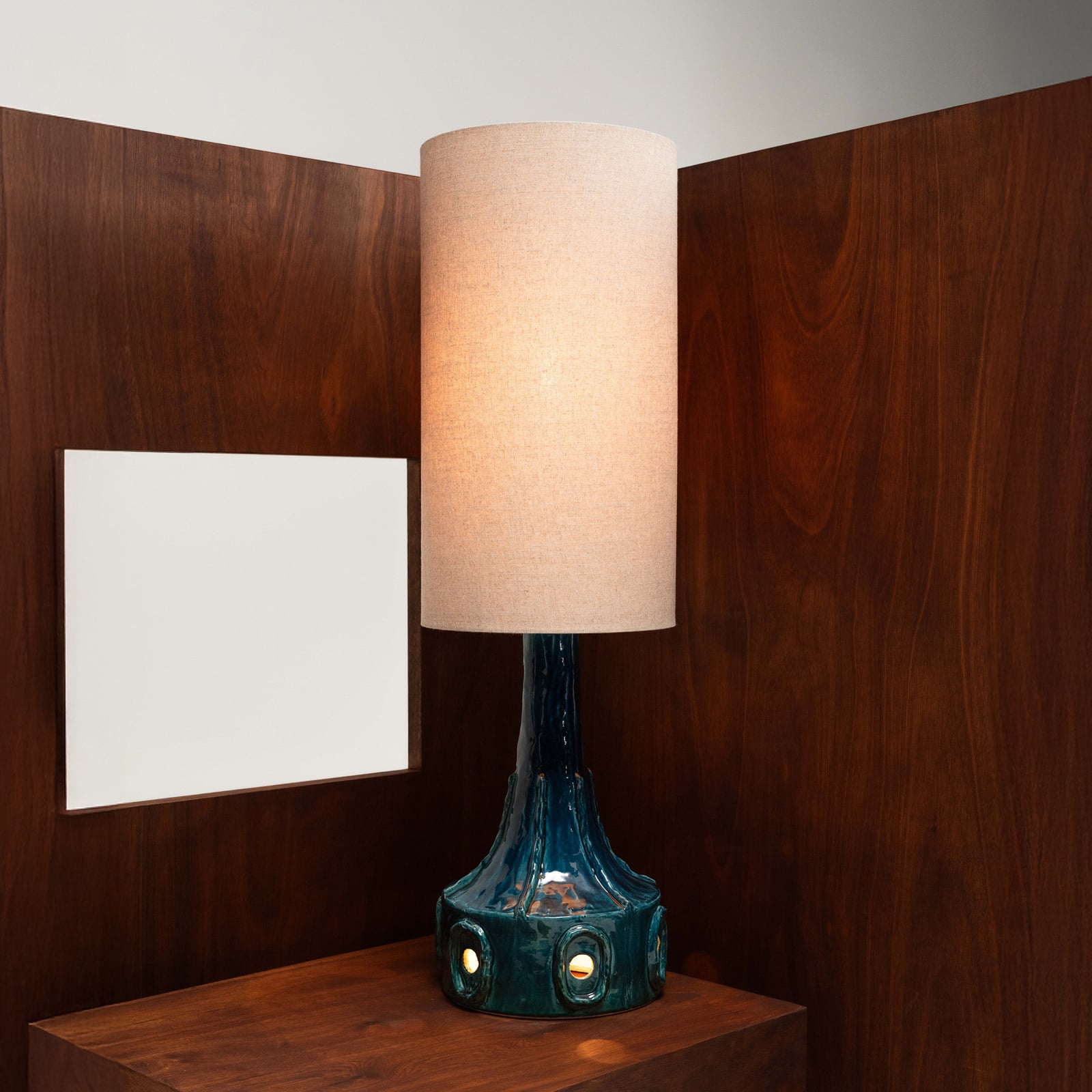 DARK BLUE GEORGIA bordlampe, mørkeblå, keramik, tekstil, 116 cm – Serax