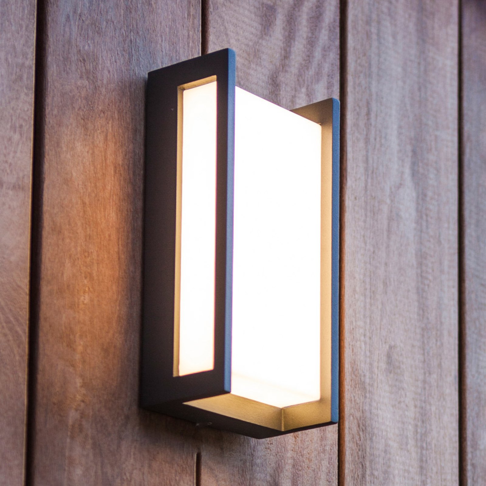 LED venkovní nástěnné světlo Qubo, RGBW smart