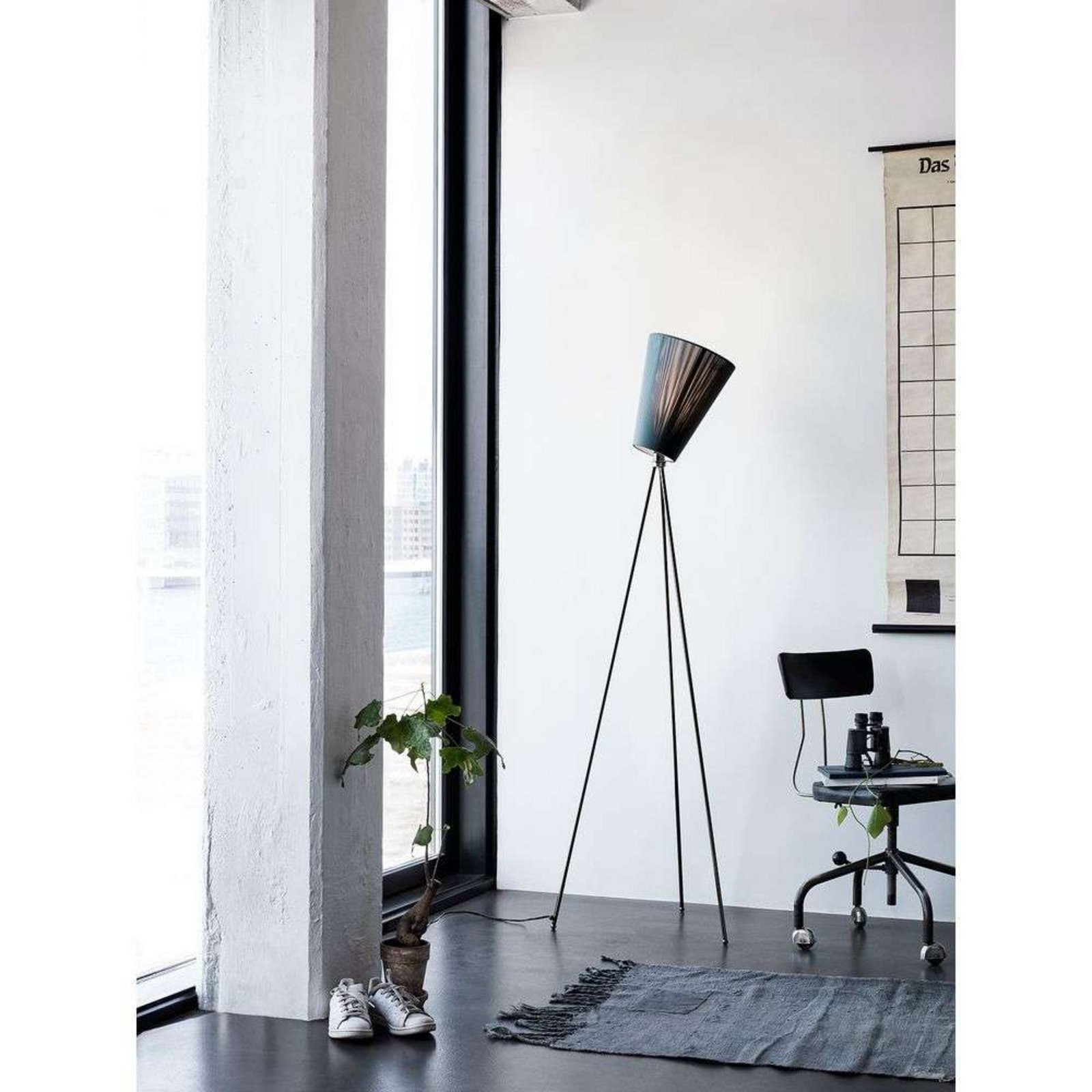 Oslo Wood Stojaca Lampa Steel/Black - Northern