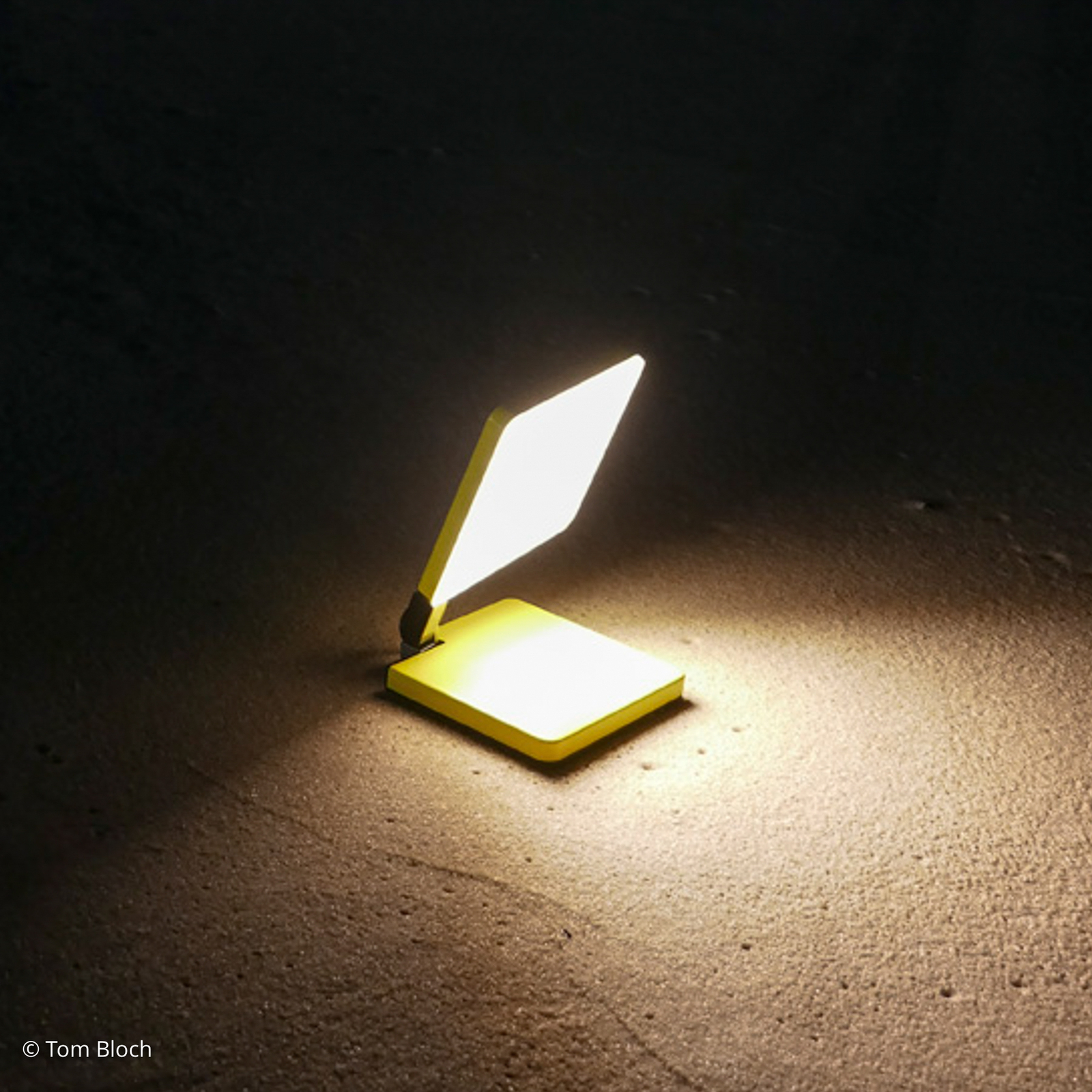 Nimbus Roxxane Fly LED asztali lámpa, neonsárga