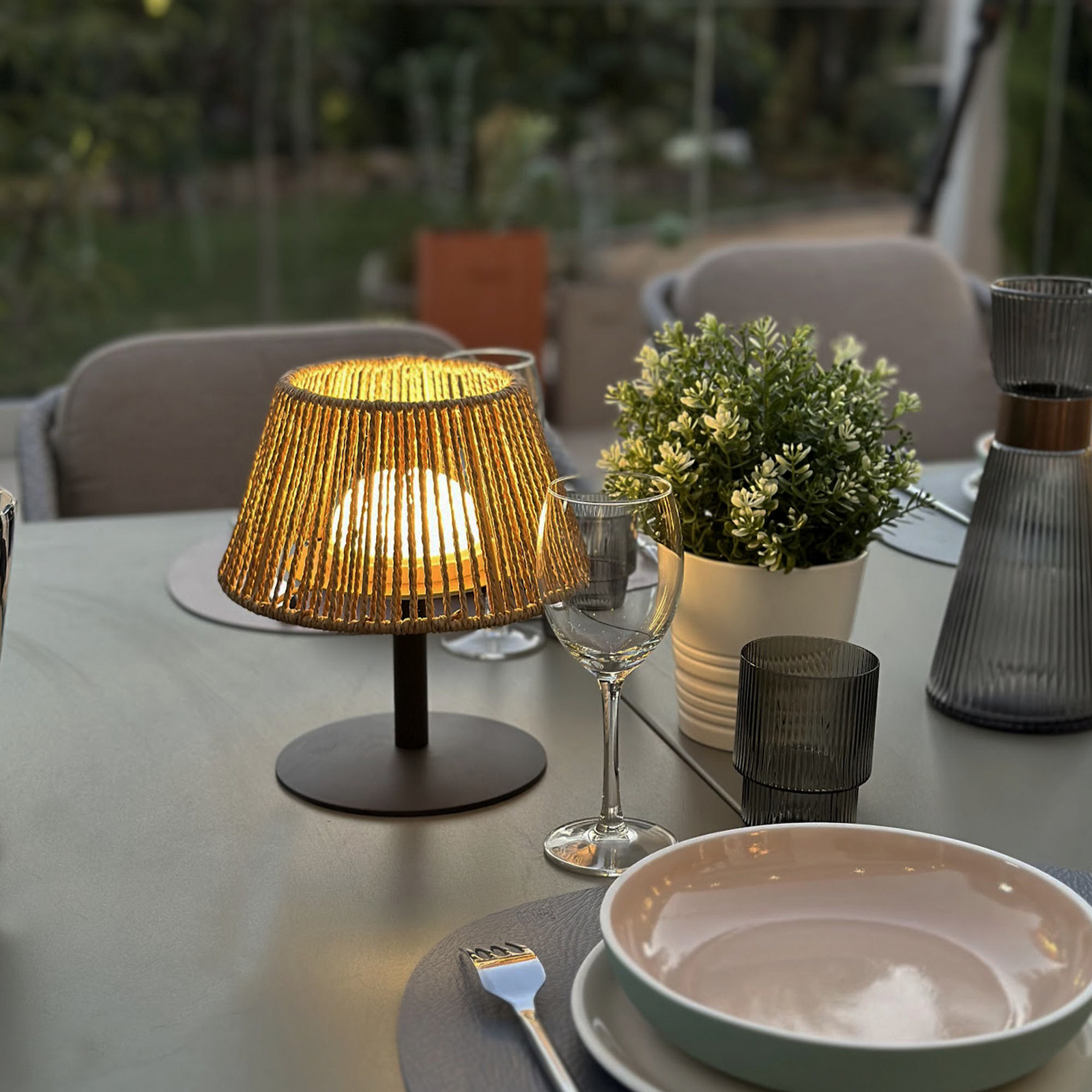 Lámpara de mesa LED recargable Raffy, color antracita/marrón claro, altura 22 Lámpara de mesa LED recargable Raffy, color antracita/marrón claro, altura 22