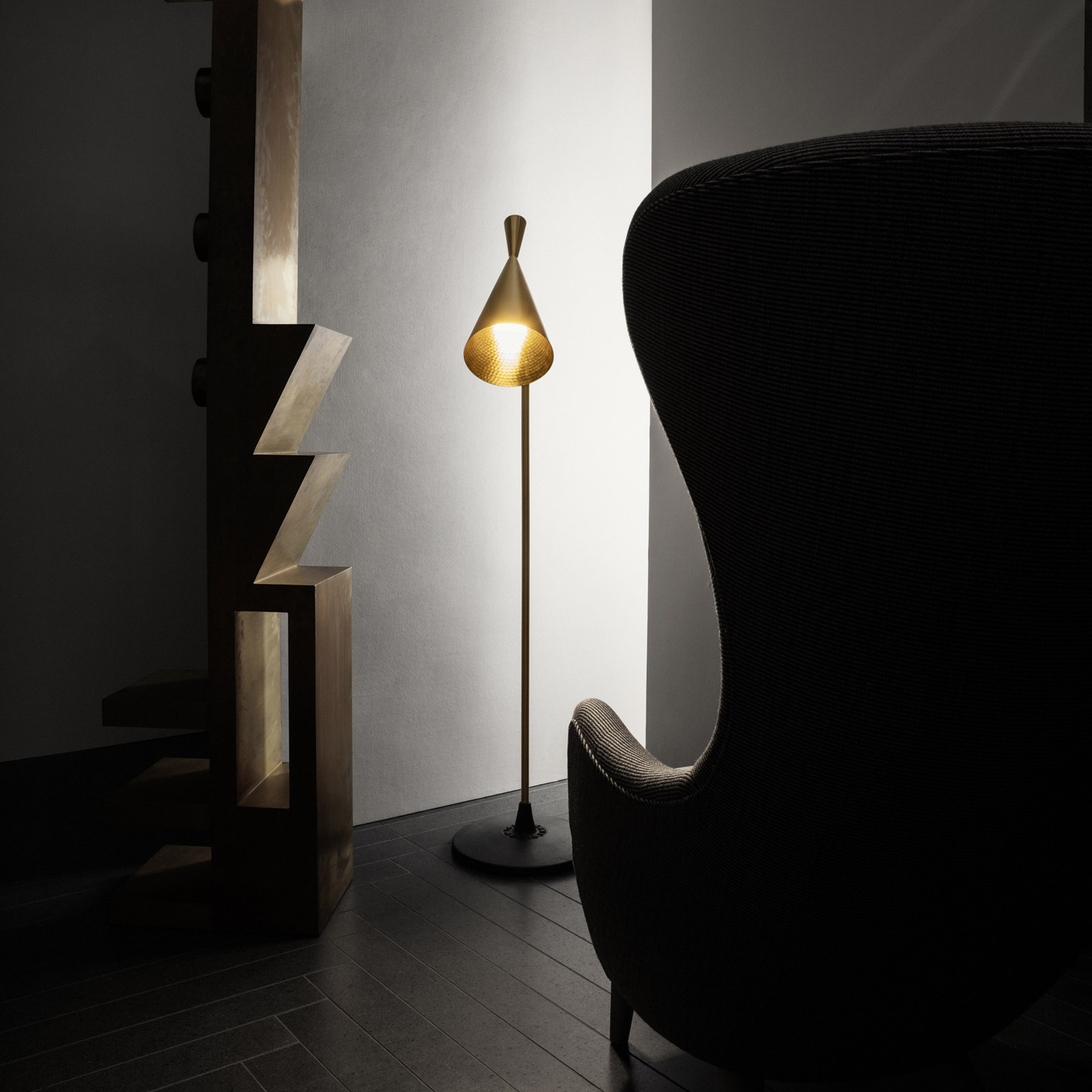 Beat Stehleuchte Brushed Brass - Tom Dixon
