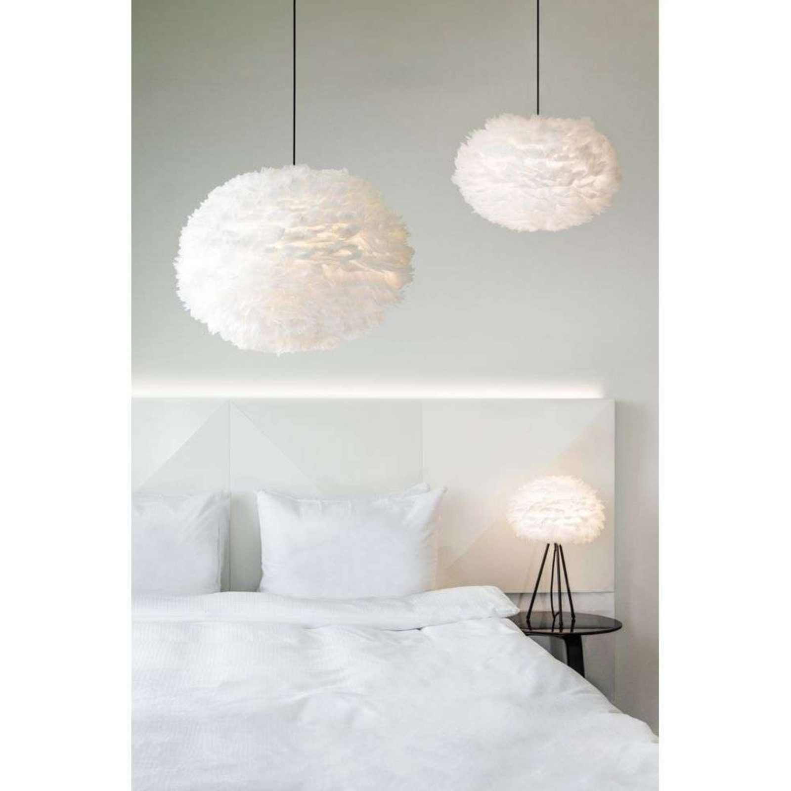 Eos Pendant Medium White/White - UMAGE