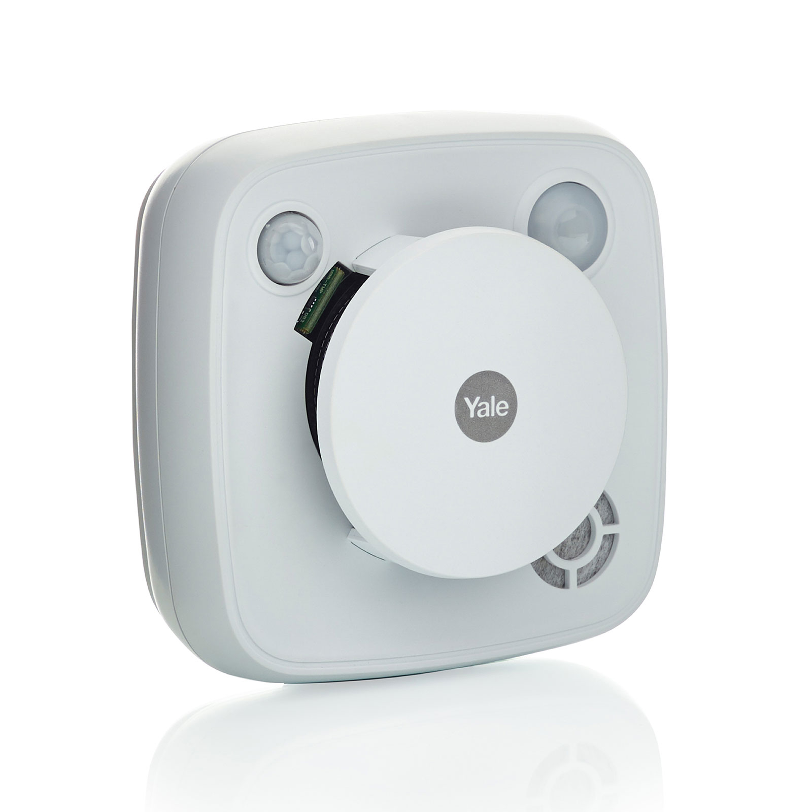 Yale Sync smoke, heat and motion detector