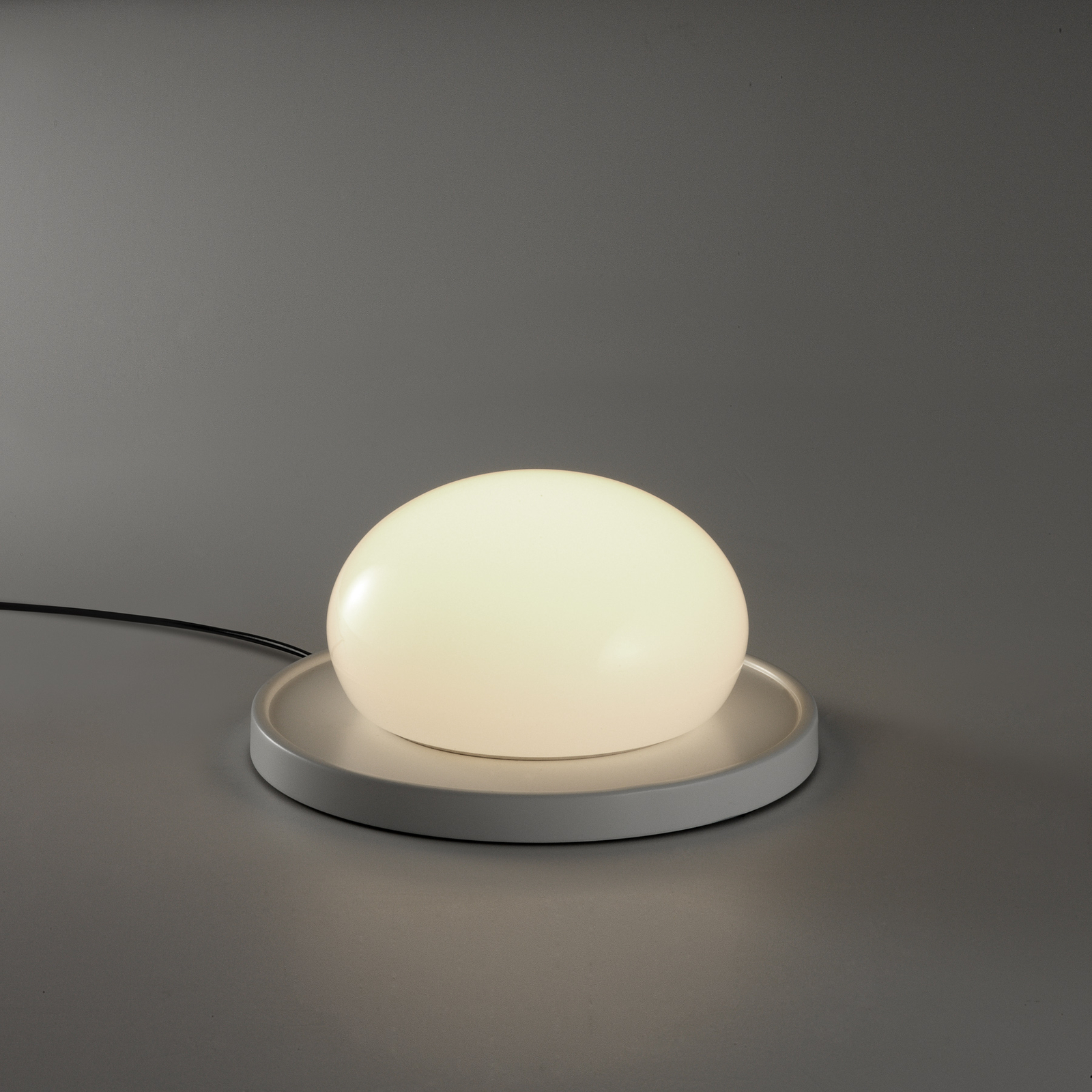 MARSET Bolita LED-bordlampe, kan dæmpes, hvid