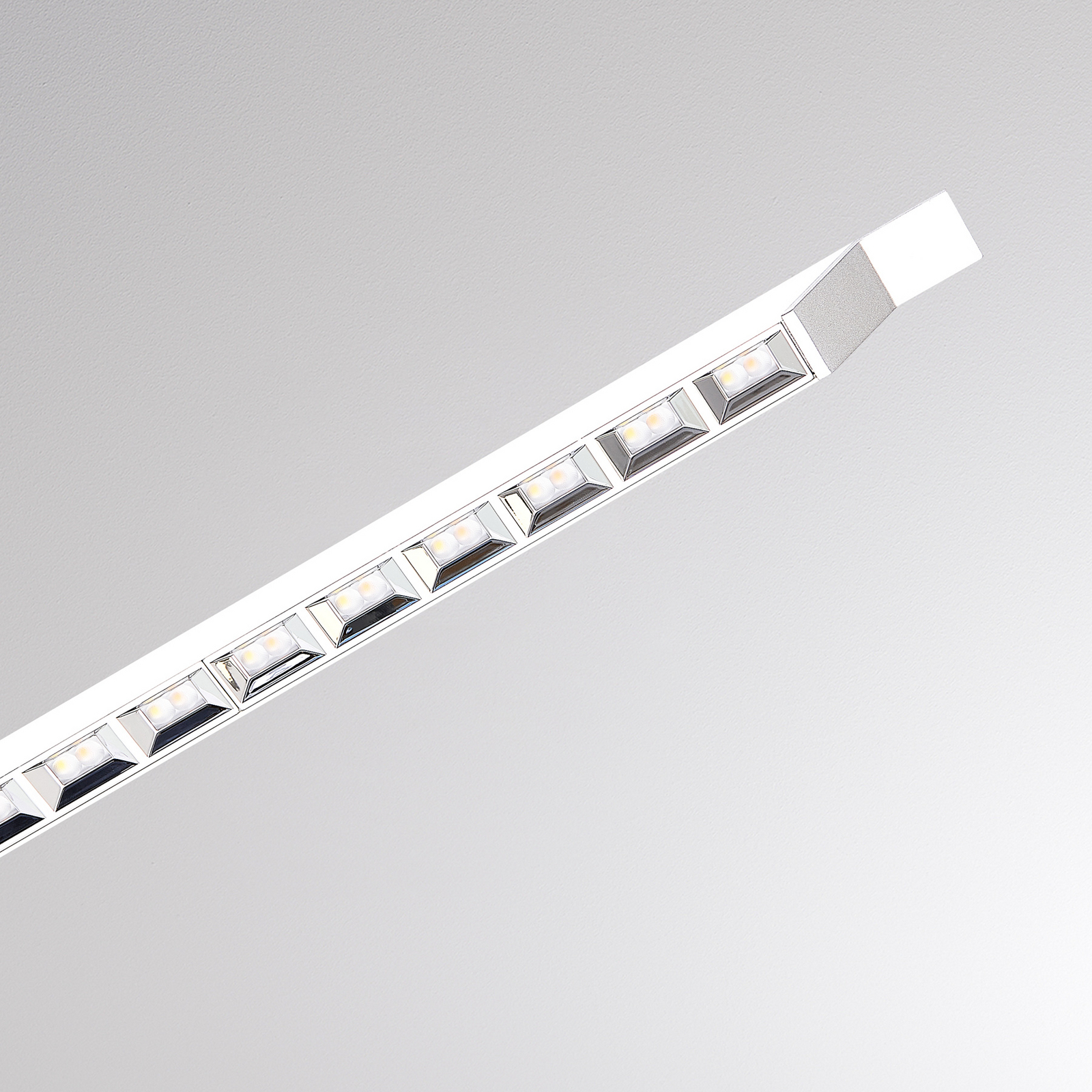 Lámpara de mesa LED FLOYD ACCU, blanca, 55 cm, CCT, atenuable