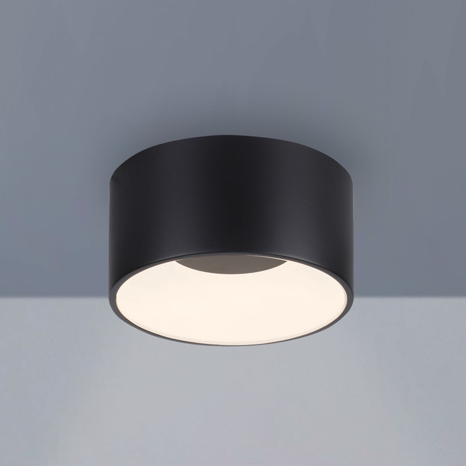 JUST LIGHT. LED ceiling light Tanika black, Ø16cm, dimmable
