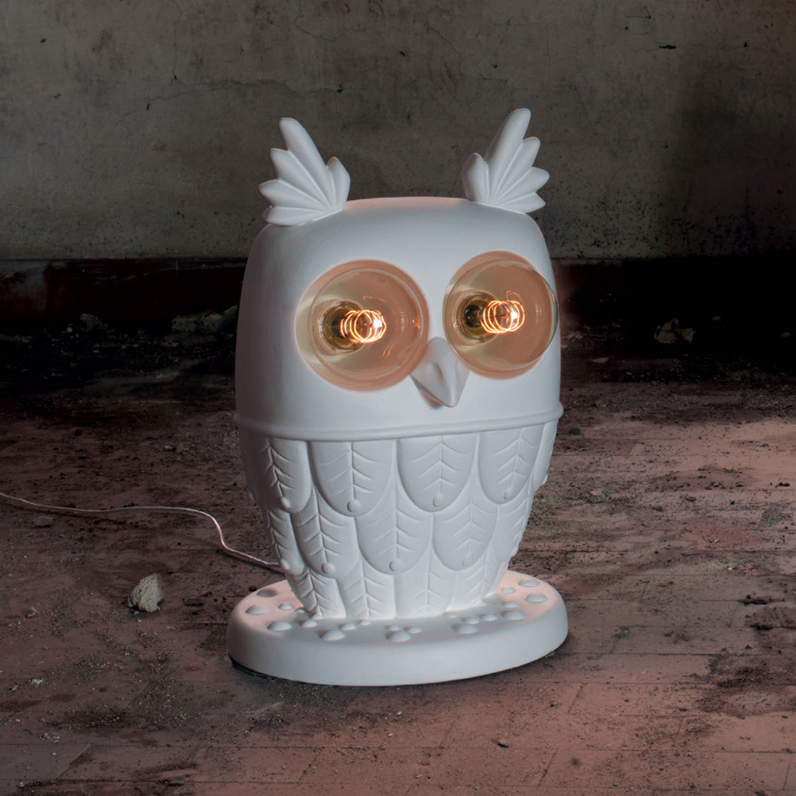 Karman Ti Vedo table lamp in an owl shape, for Living / Dining Room, ceramic, E27, 53 W, energy efficiency: A++, H: 41 cm
