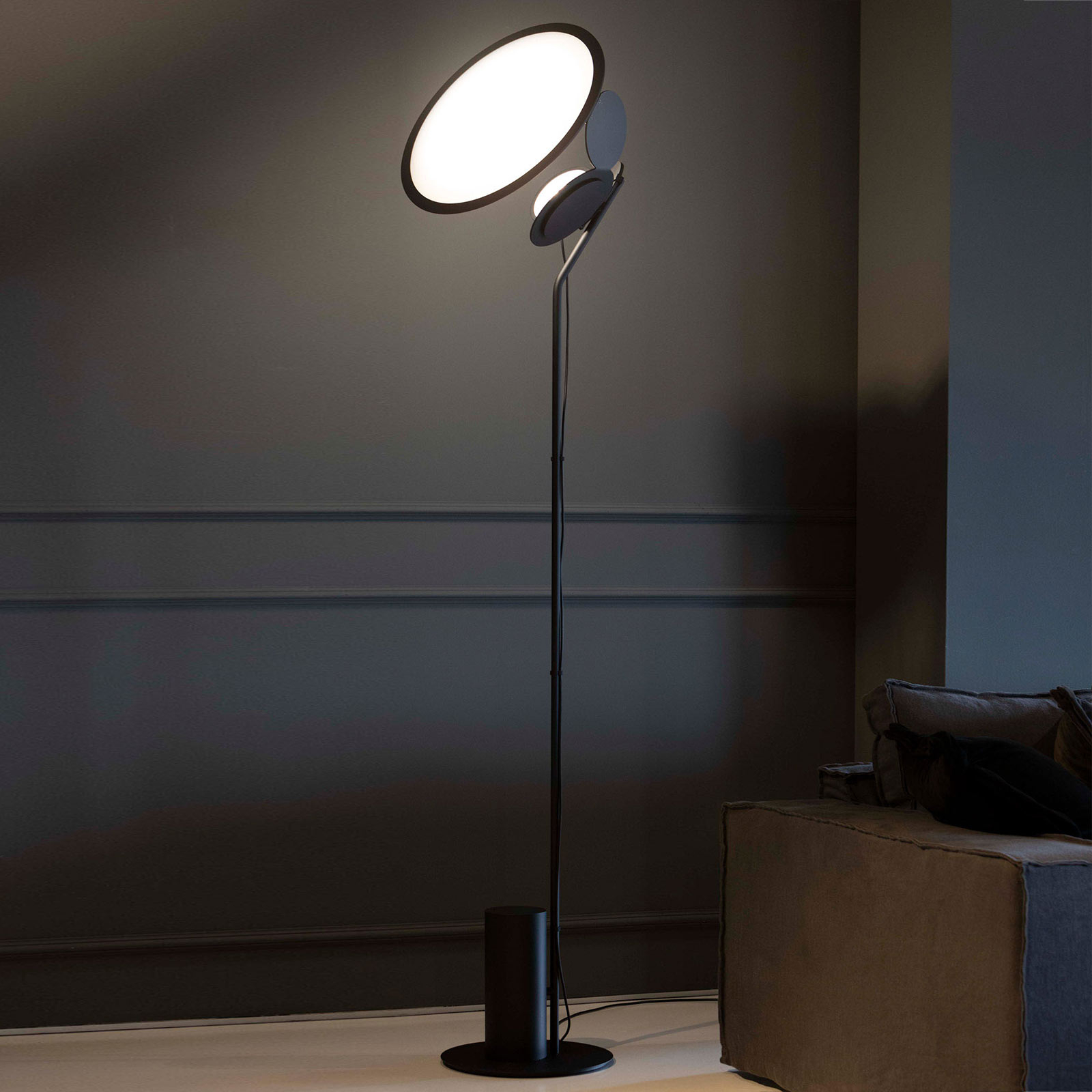 Axolight Cut designer LED floor lamp