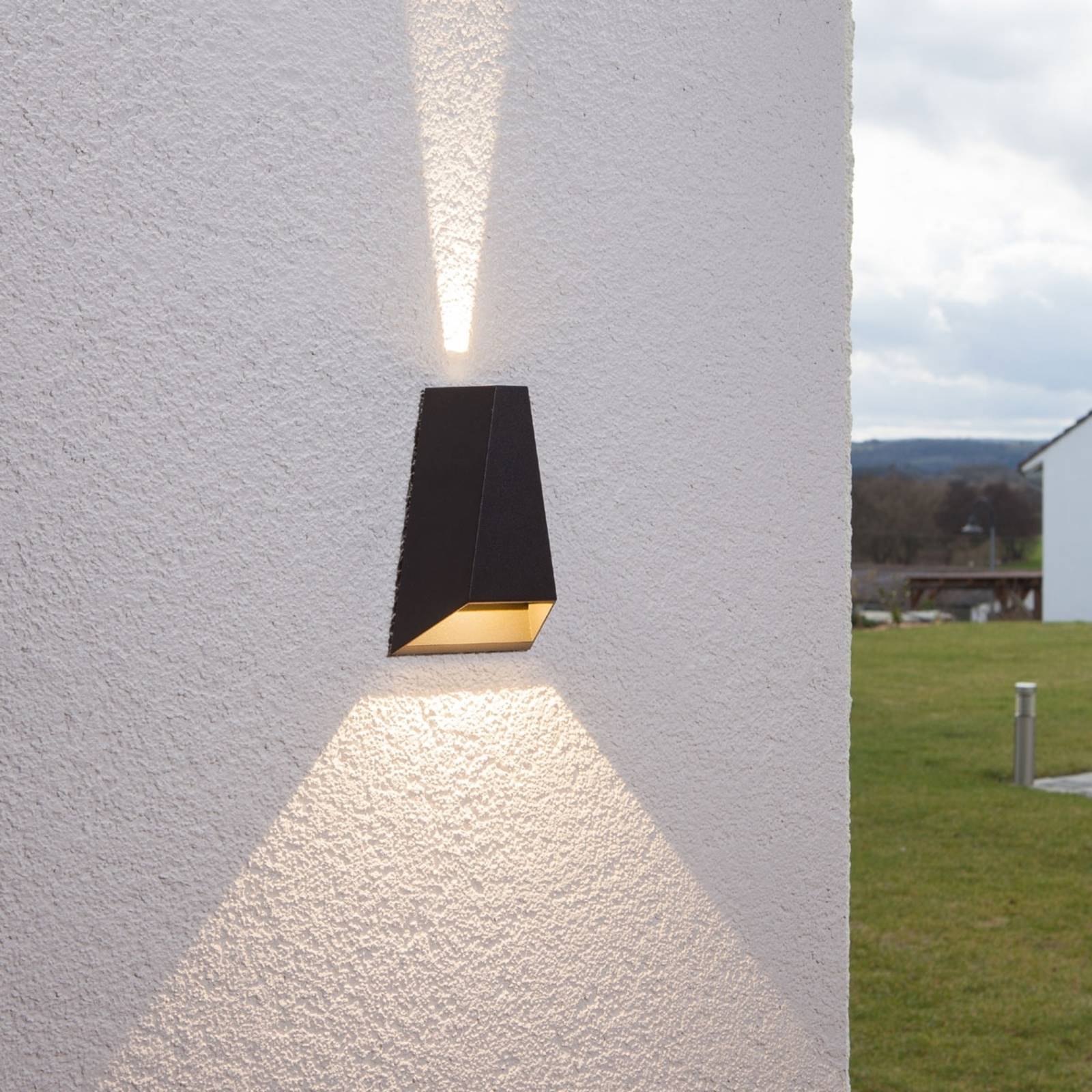 Lampa ścienna zewnętrzna LED Jendrik