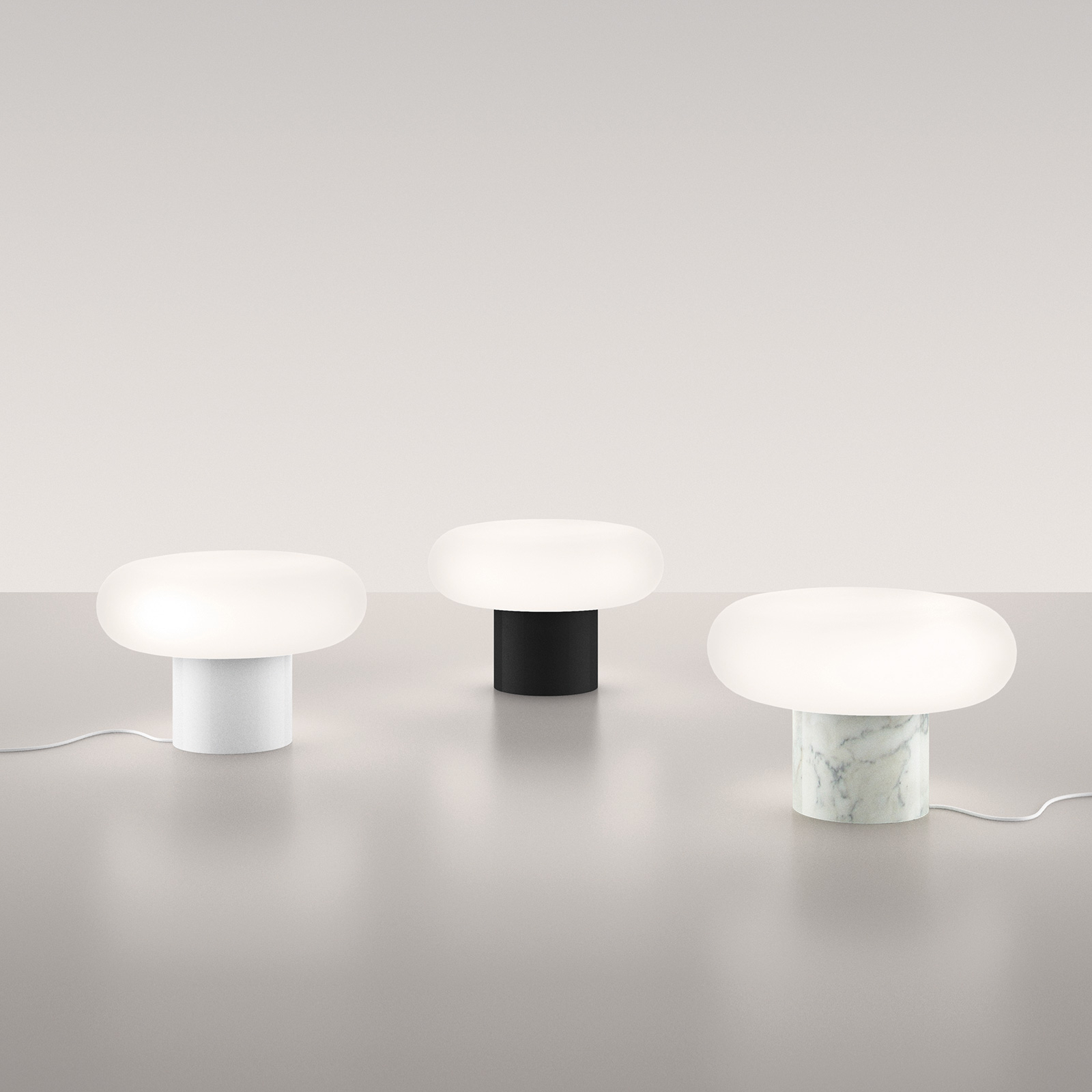 Artemide Itka LED table lamp, white ceramic base