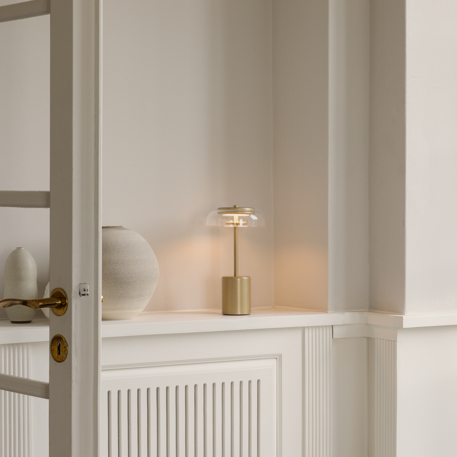 Blossi Portable Table Lamp Mini Nordic Gold/Clear - Nuura