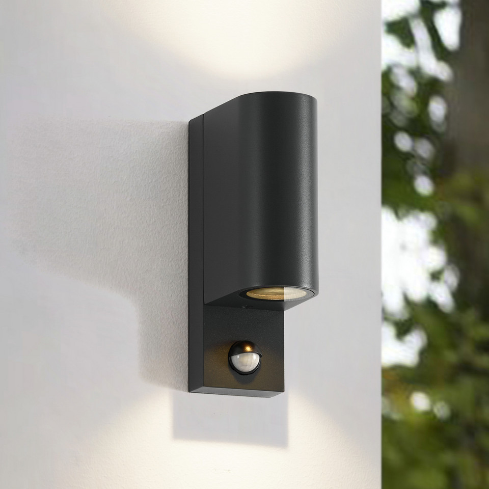 Lindby Palina Utomhus Vägglampa w/Sensor, svart från Lindby
