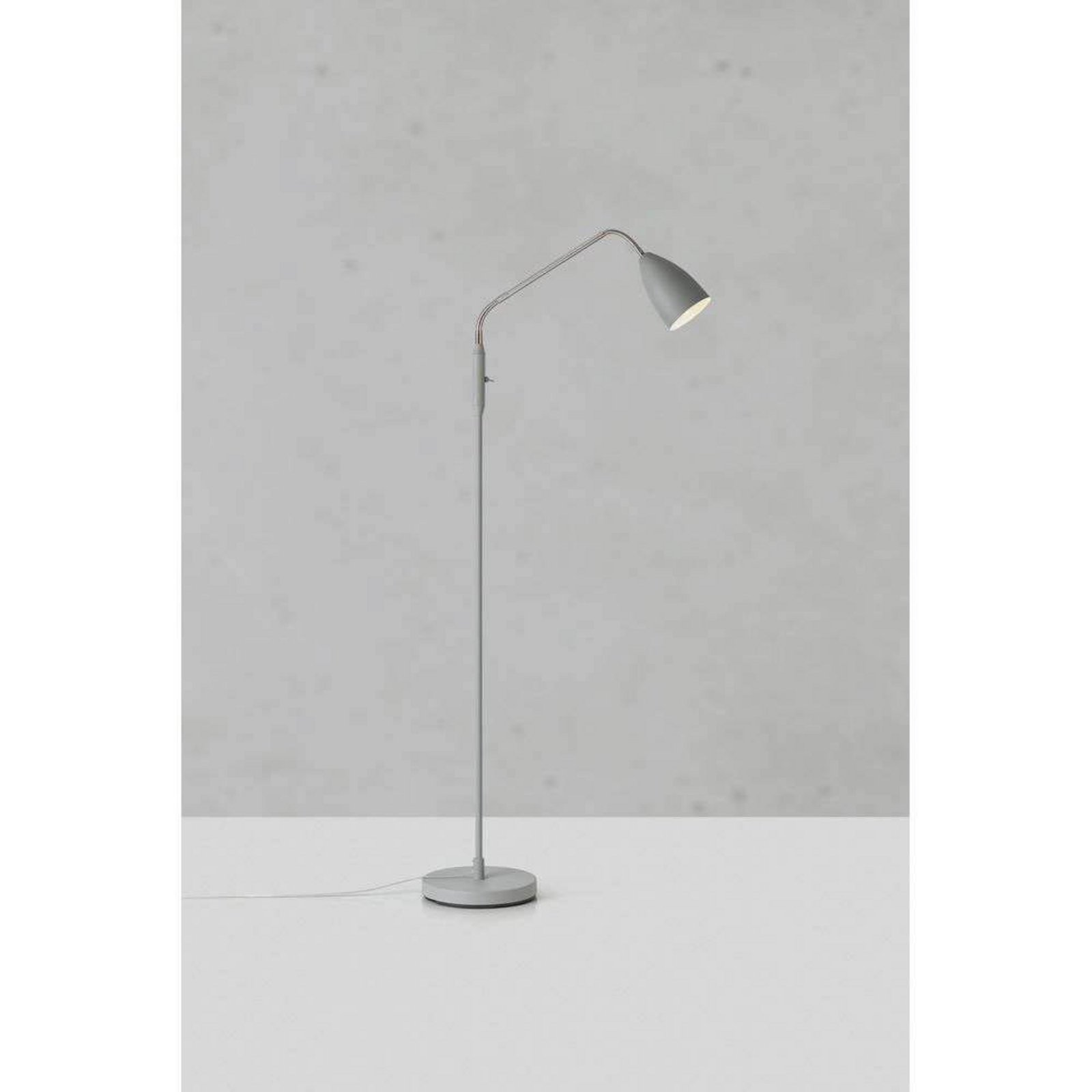 Patro LED Stehleuchte 3-Step Grey - Markslöjd