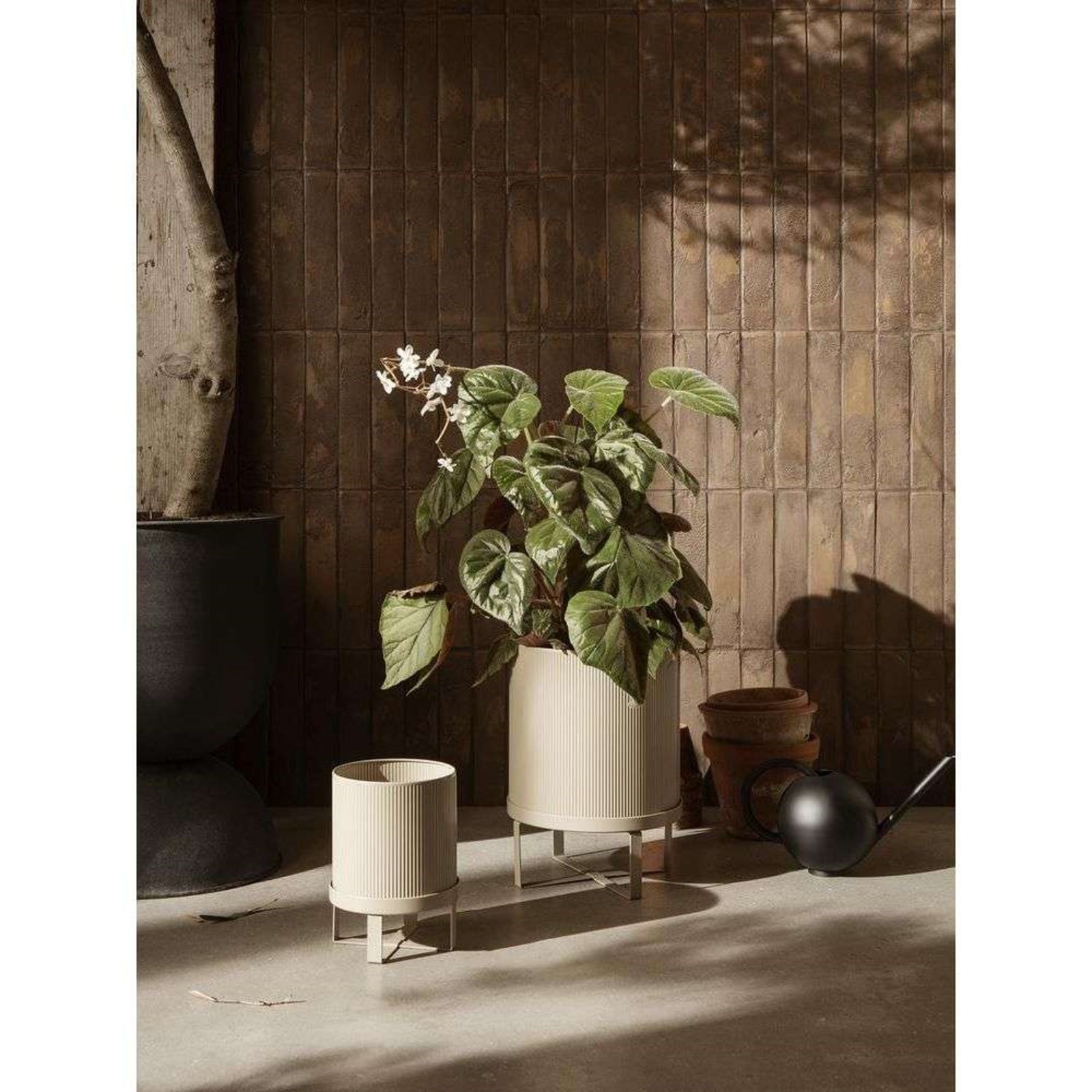 Bau Pot Large Black - ferm LIVING