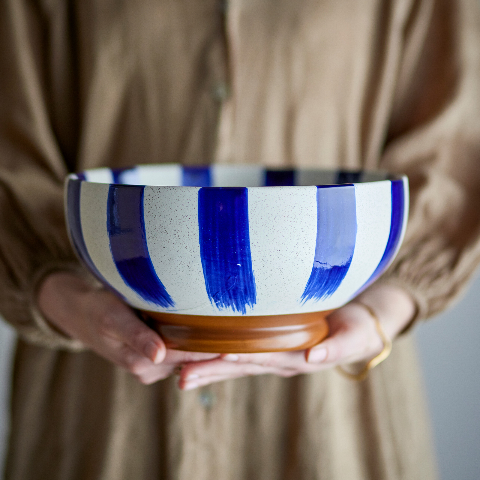 Bol Shakti, bleu/blanc, hauteur 12 cm, céramique - Bloomingville