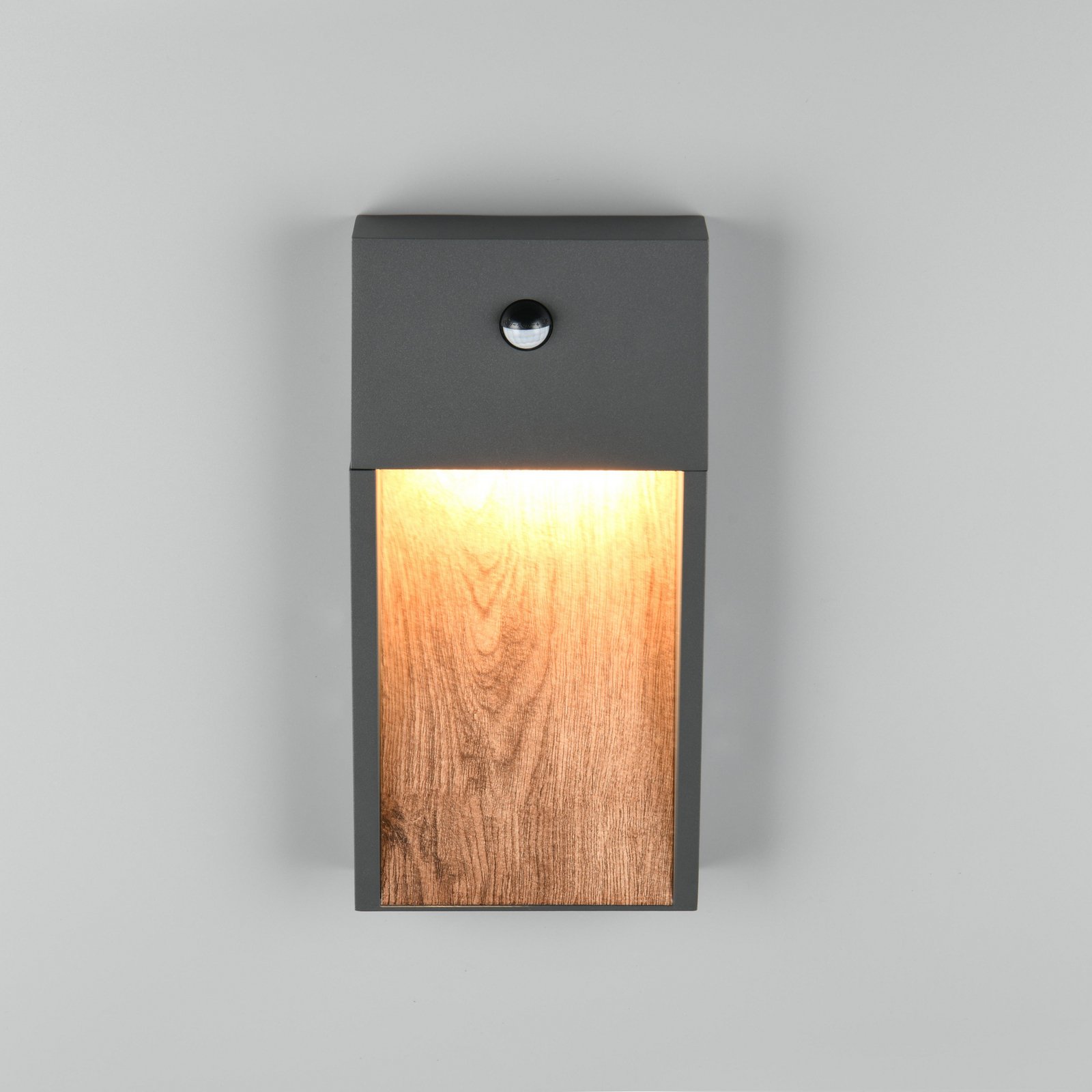 LED sensora āra sienas lampa SALMON, koka izskats, augstums 33 cm IP44 LED sensora āra sienas lampa SALMON, koka izskats, augstums 33 cm IP44