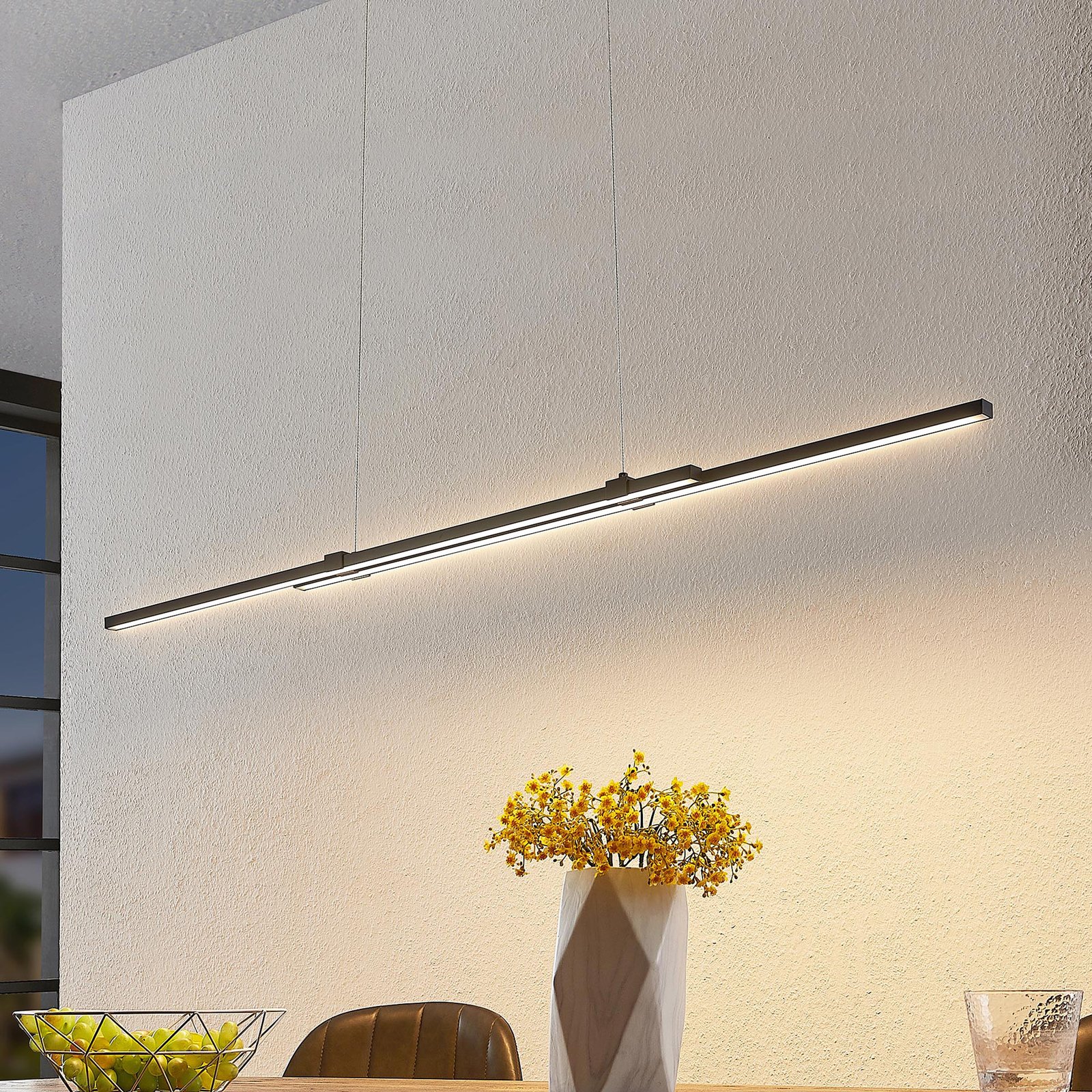 Lucande Tarium LED-hänglampa av aluminium