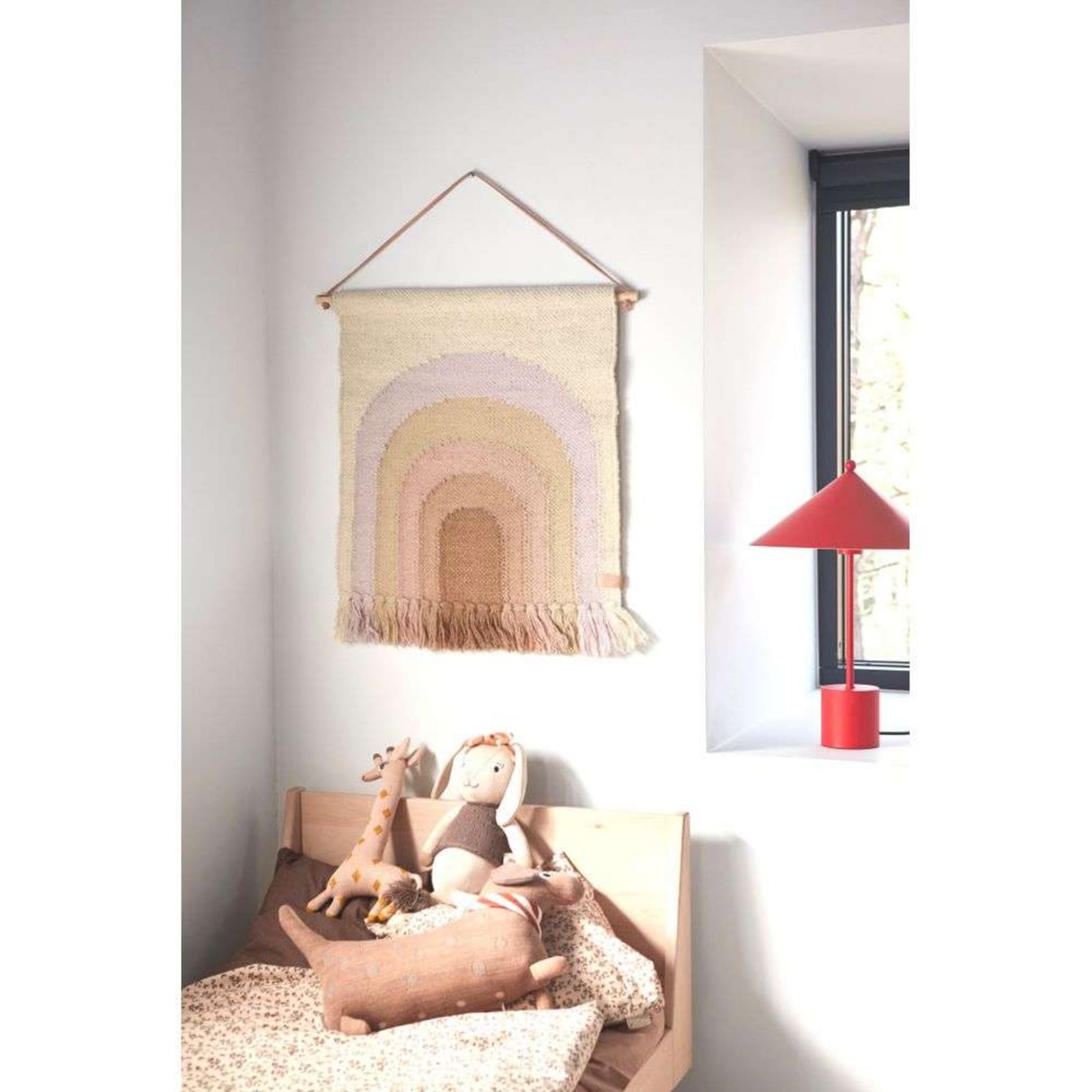 Lampa stołowa OYOY Living Design „Kasa”, czerwona, metalowa, E14 Lampa stołowa OYOY Living Design „Kasa”, czerwona, metalowa, E14