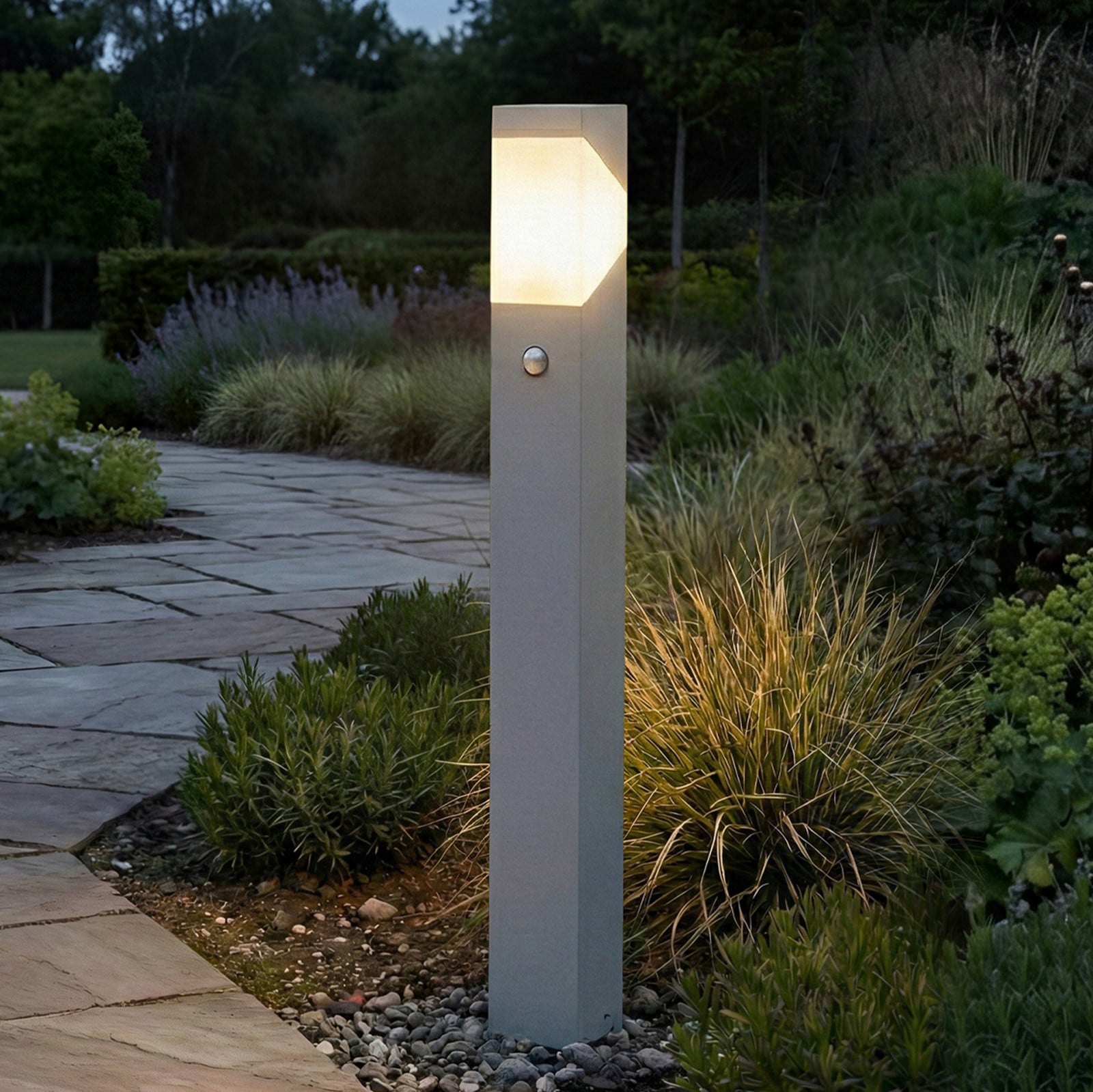 Kiran v&auml;glampa, ljusgr&aring;, sensor, 100 cm, E27, IP44 &ndash; Lucande - Terrass - Modern - Aluminium - Med en ljusk&auml;lla