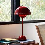 &Tradition Flowerpot VP3 table lamp, vermilion red