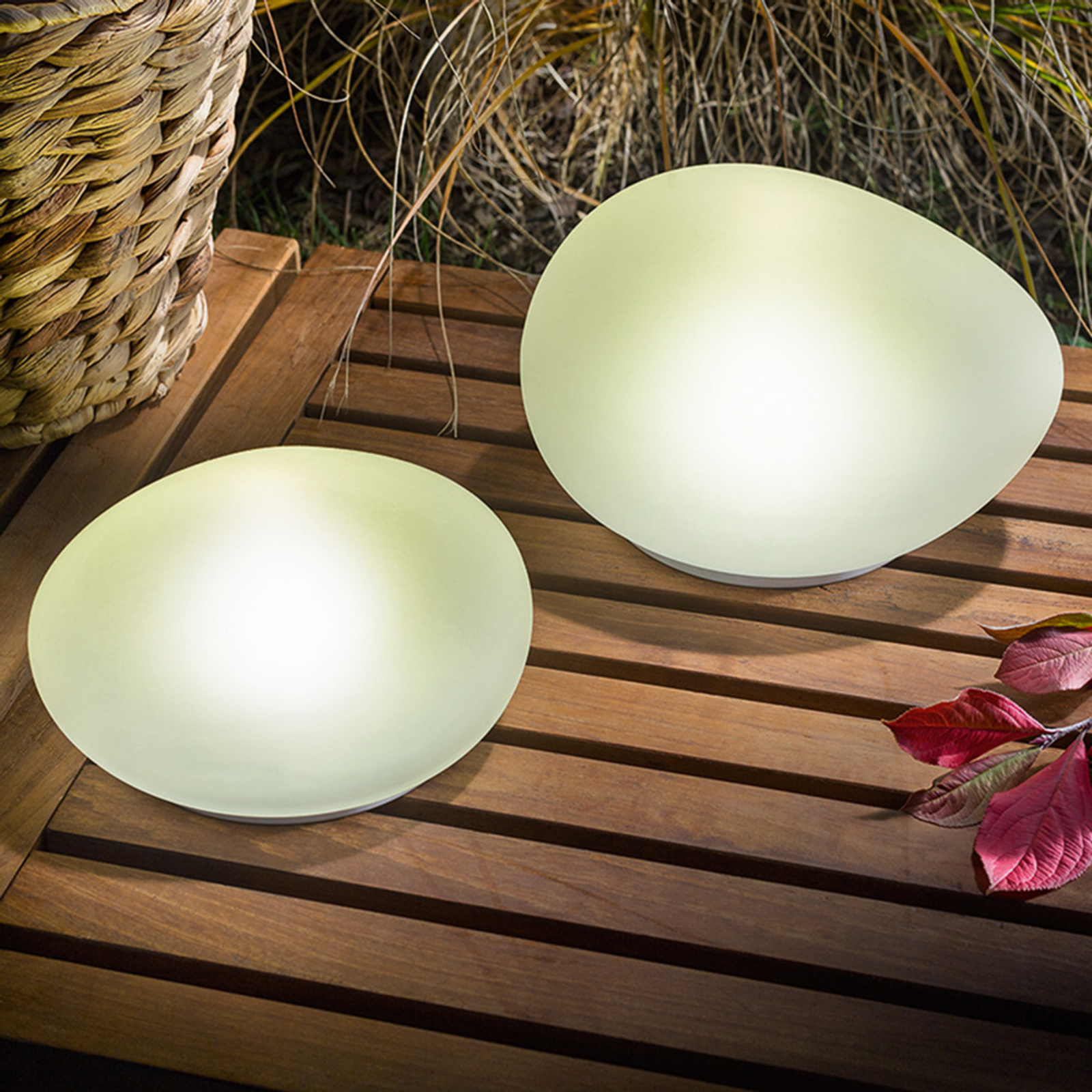 Esotec Solar-powered LED deco stones Flintstone set of 2, glass, energy efficiency: A+