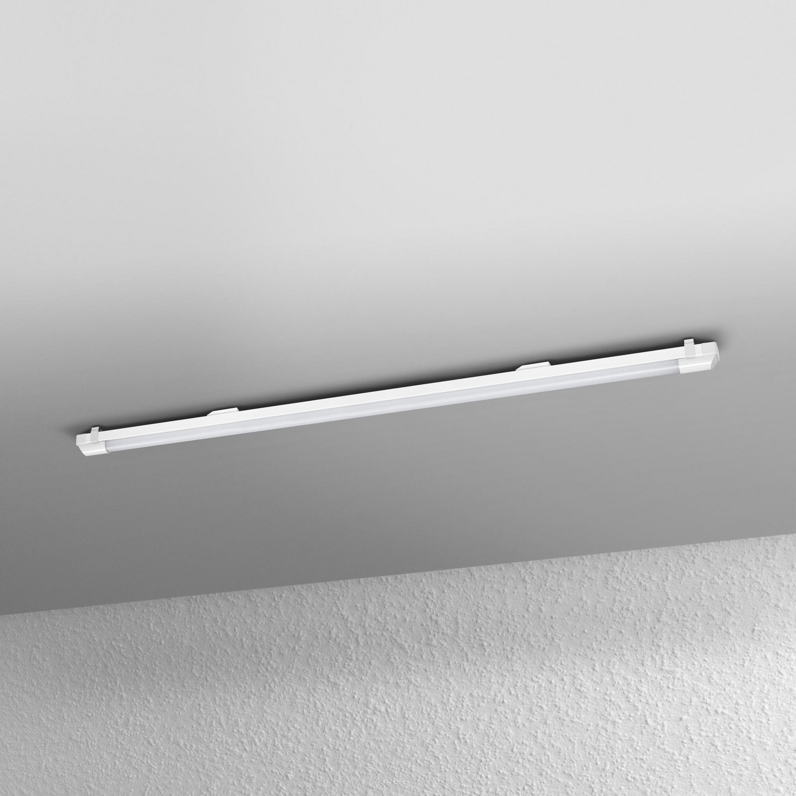 OSRAM LED-es világítócsík POWER BATTEN, 3000 K, 120 cm, 1 izzó.