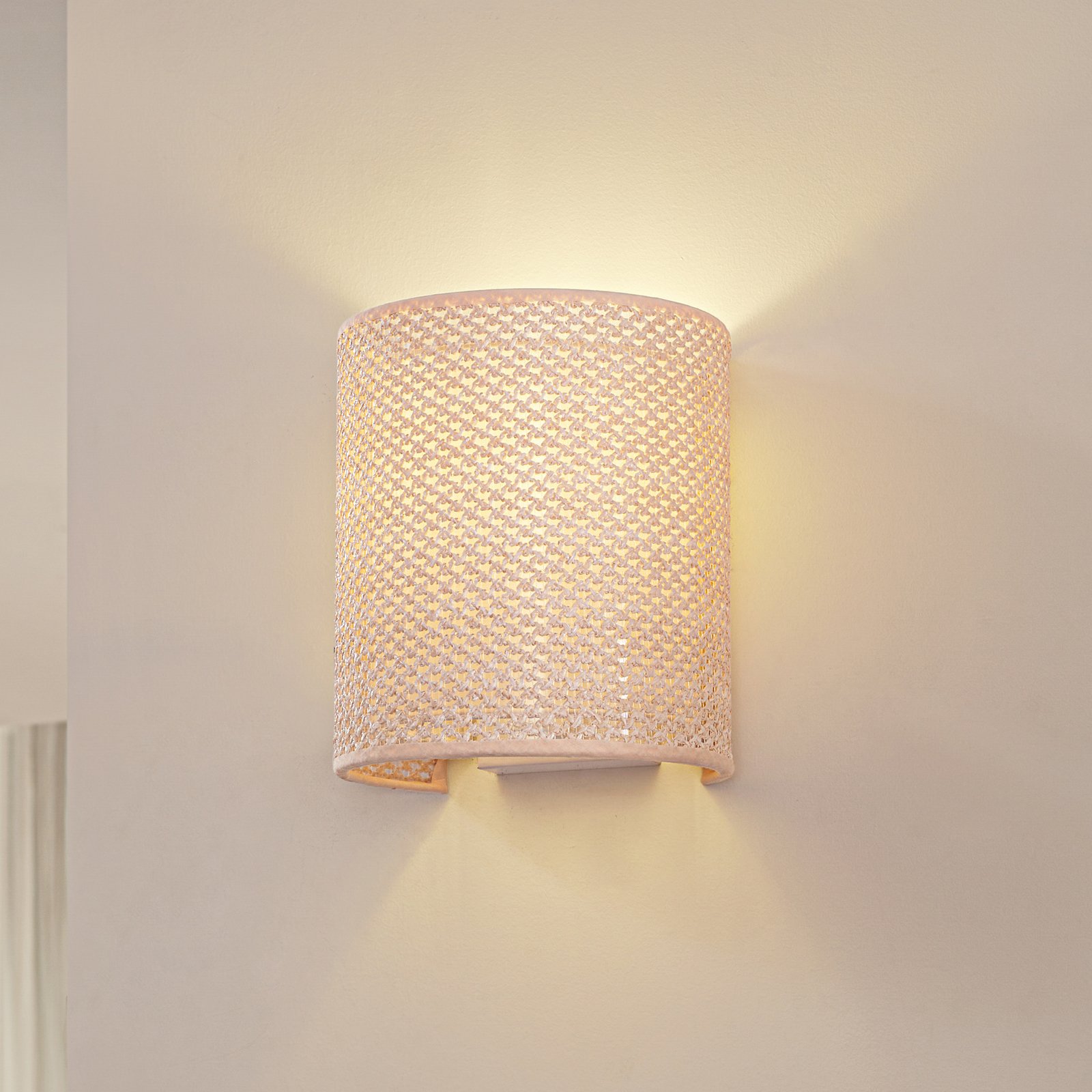 Lindby Wandleuchte Soula, 20 cm, beige, Kunststoff, E27