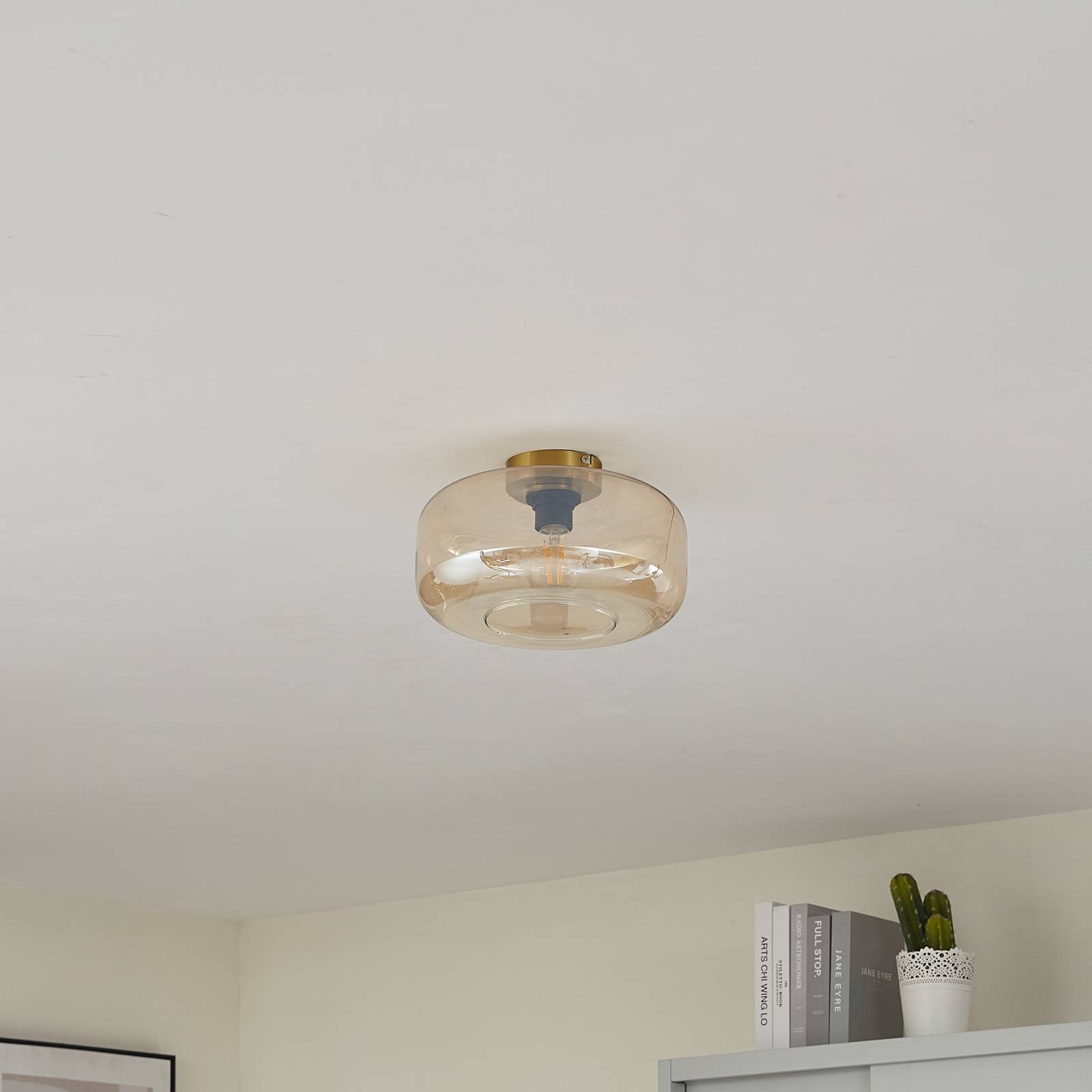 Lampa sufitowa Lindby Hildur, Ø 28,5 cm, bursztyn, szkło
