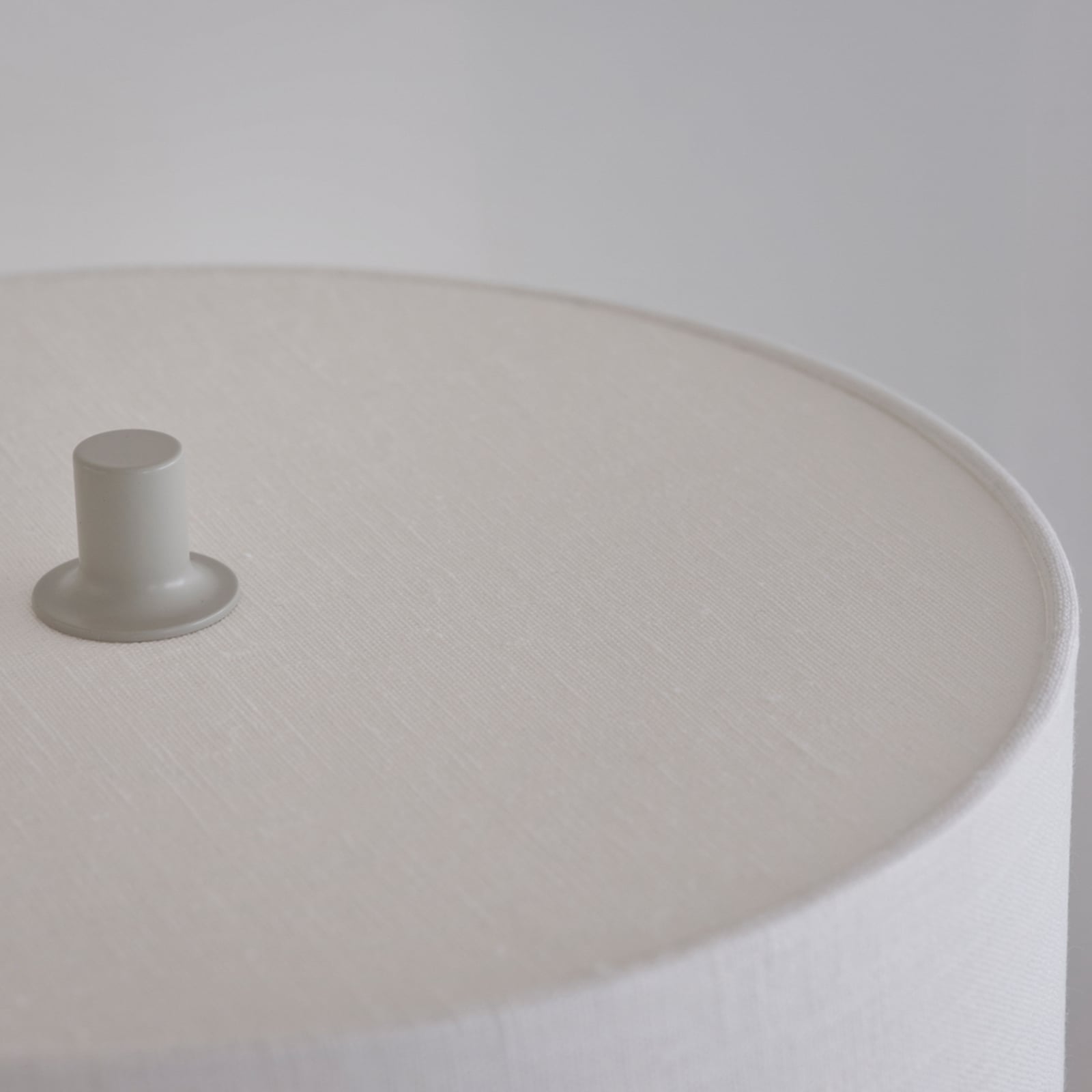 Lampada da tavolo Soft, bianco/sabbia, altezza 64 cm, lino - Belid Lampada da tavolo Soft, bianco/sabbia, altezza 64 cm, lino - Belid