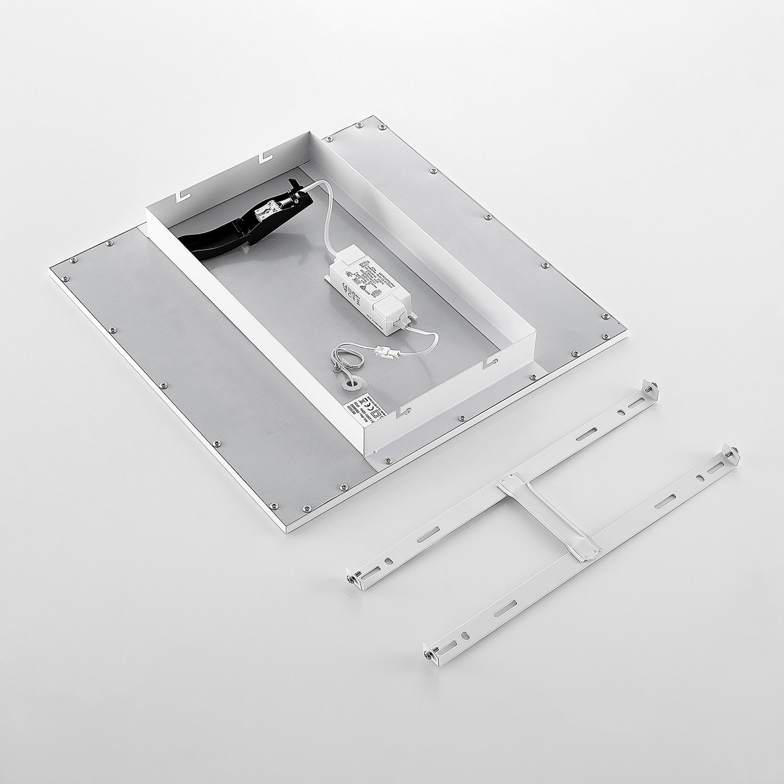 Quais LED Ceiling Lamp 4.000K 40x40 White - Lindby